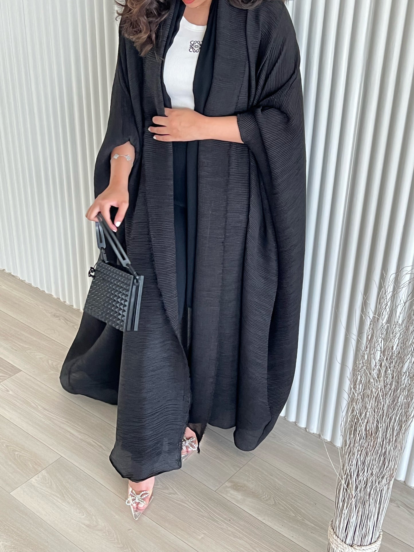 DN037 - BLACK PLEATED