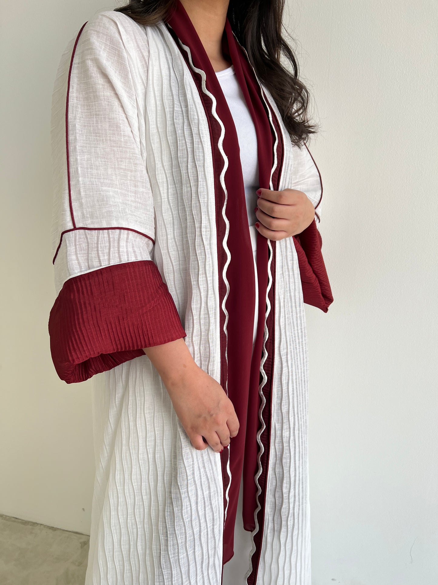 DN047 - WAVES ABAYA