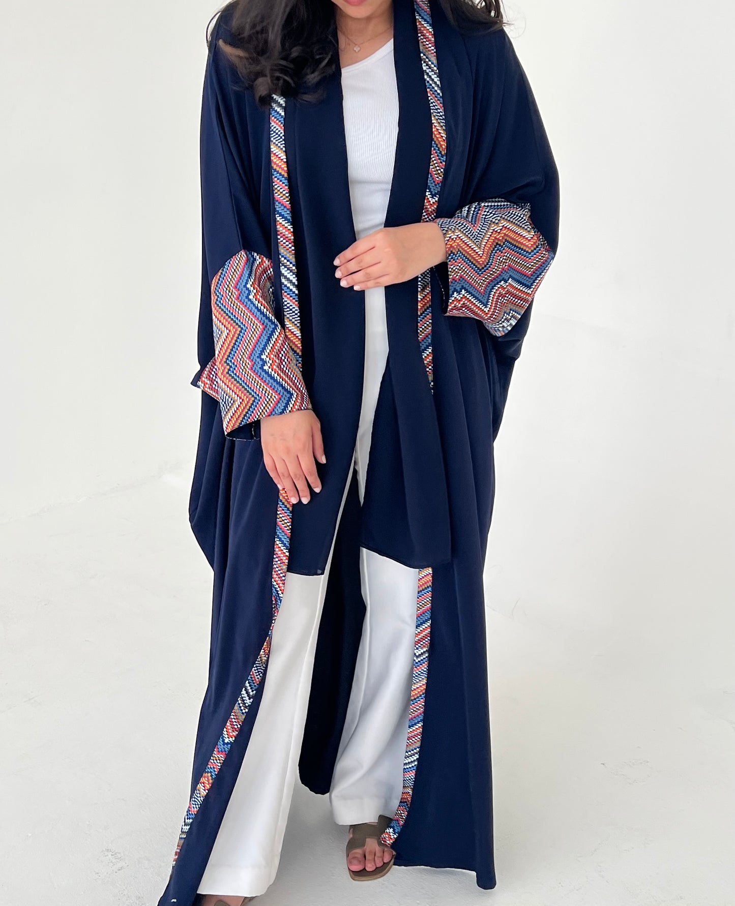 DN084 - CREPE ABAYA
