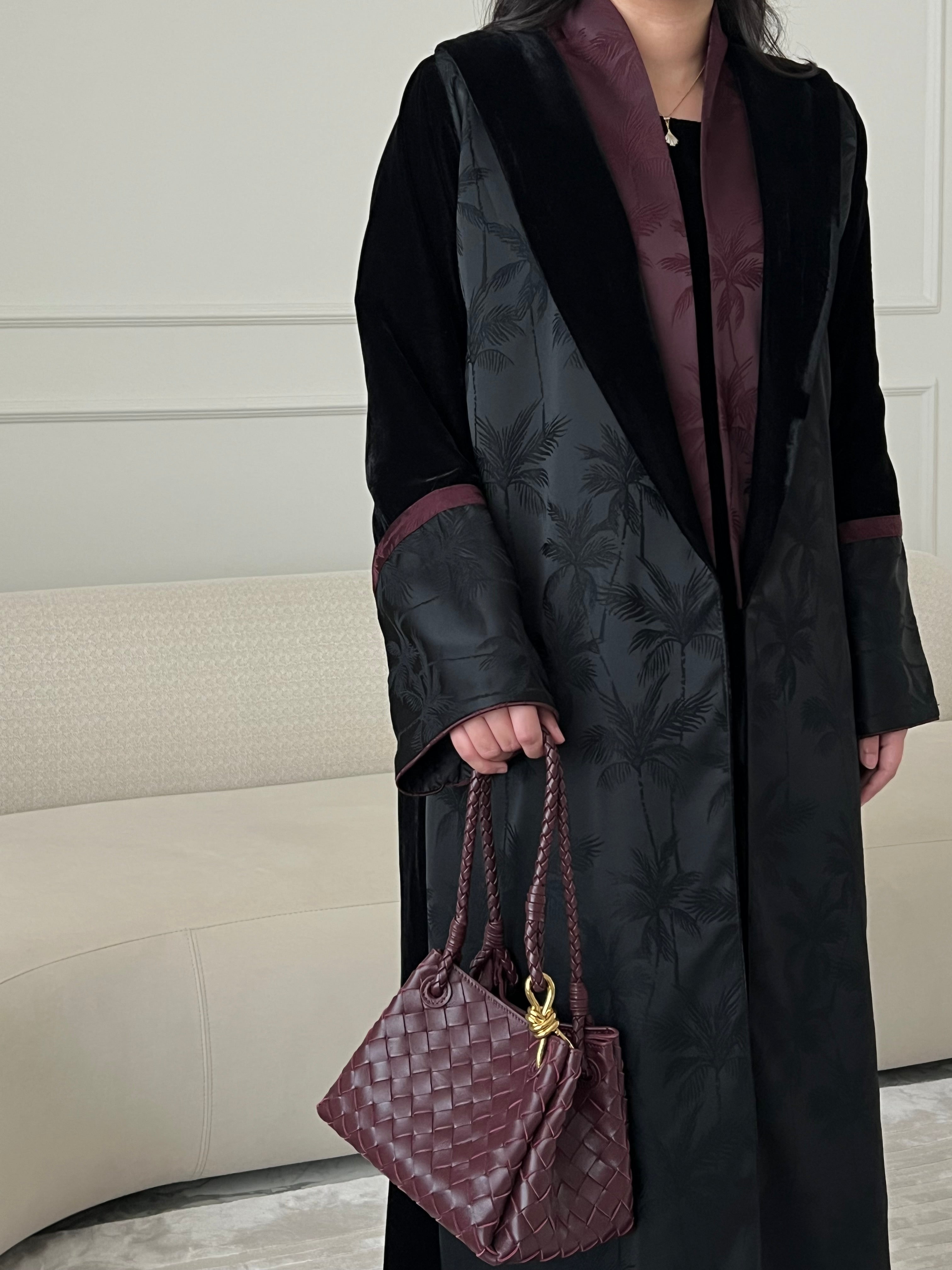 DN212 - VELVET PALM ABAYA