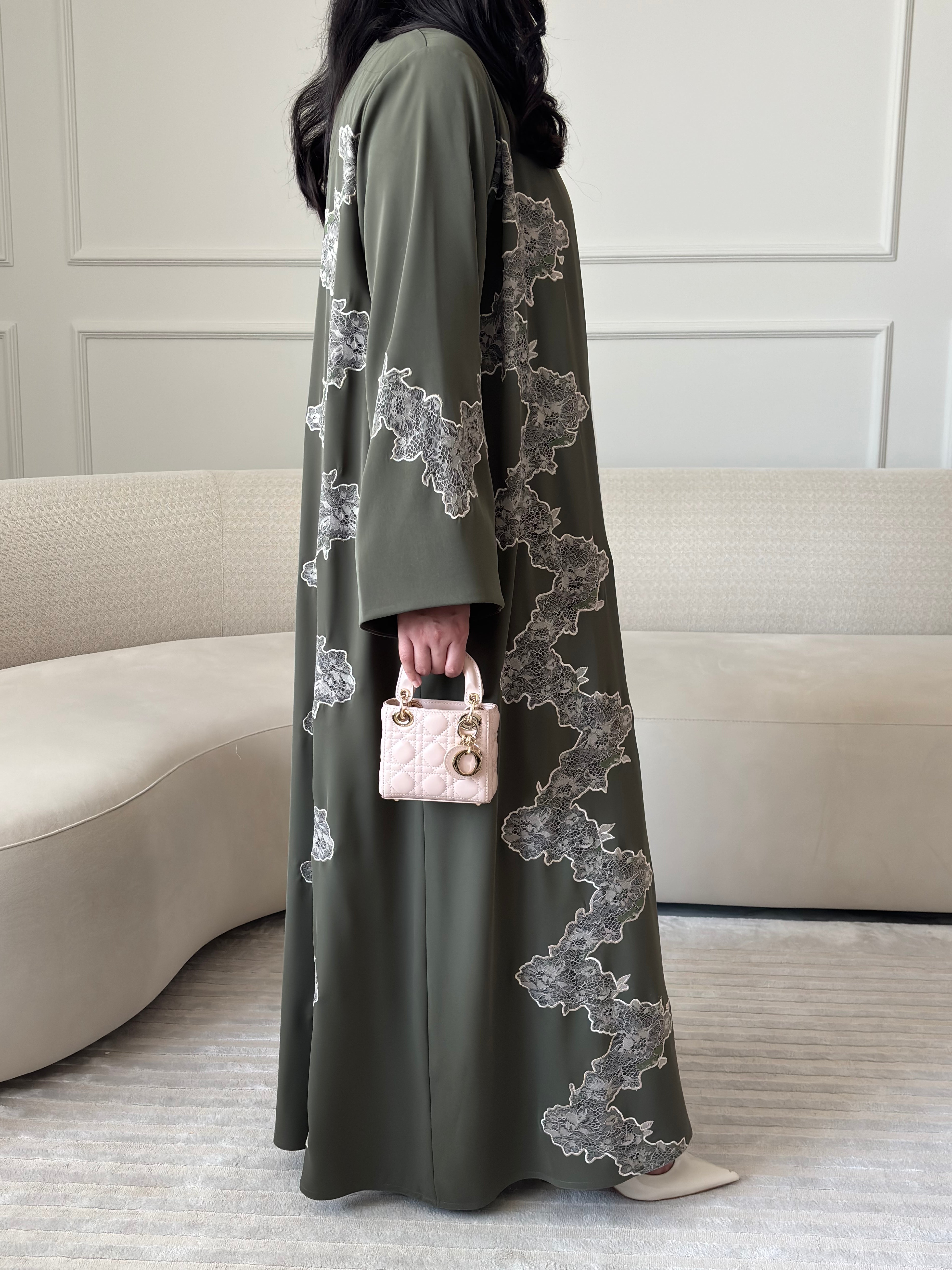 DN288 - LACE ABAYA