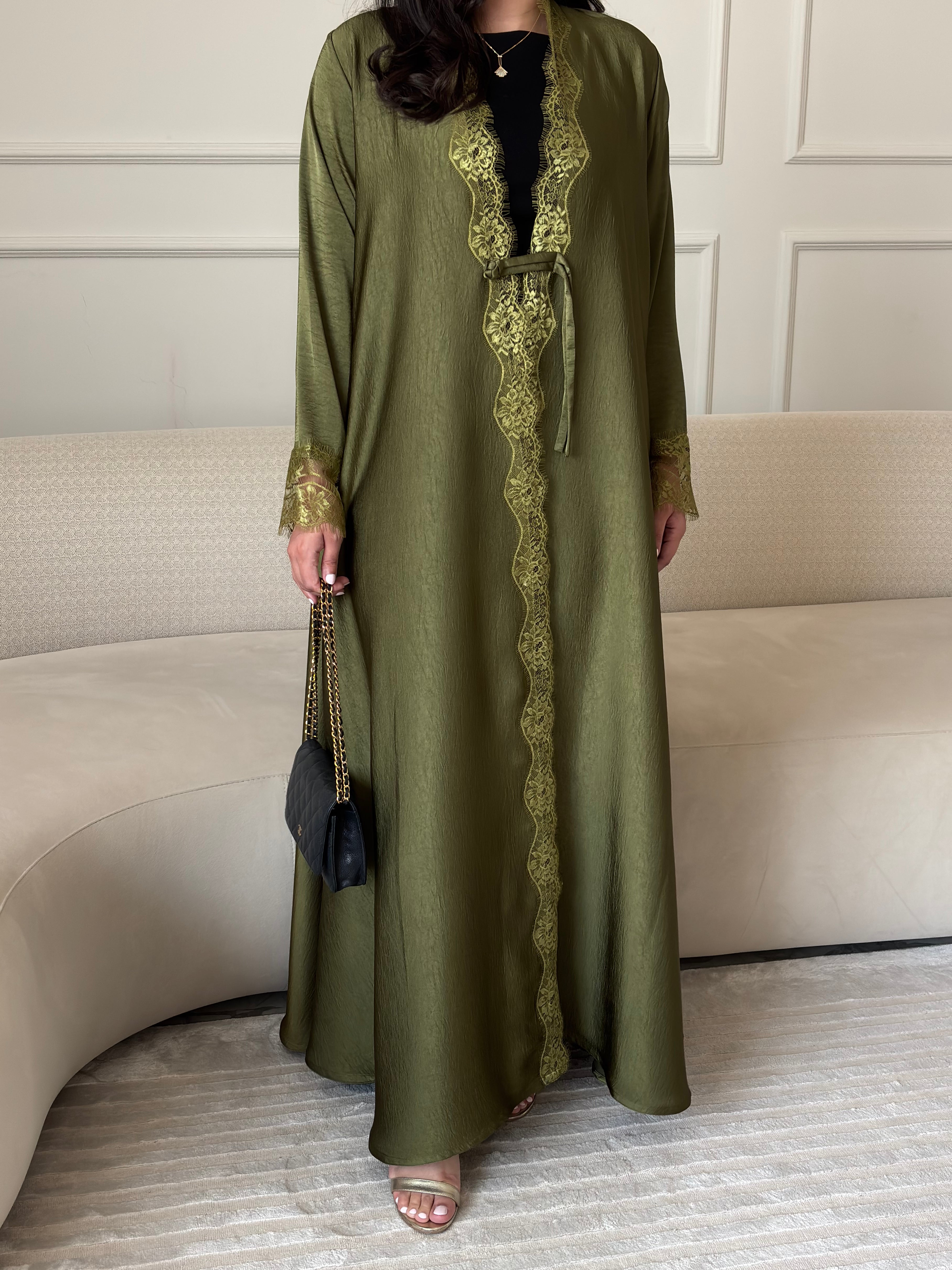 DN301 - LACE ABAYA