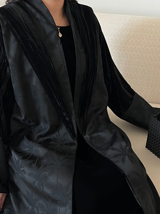 DN210 - VELVET PALM ABAYA