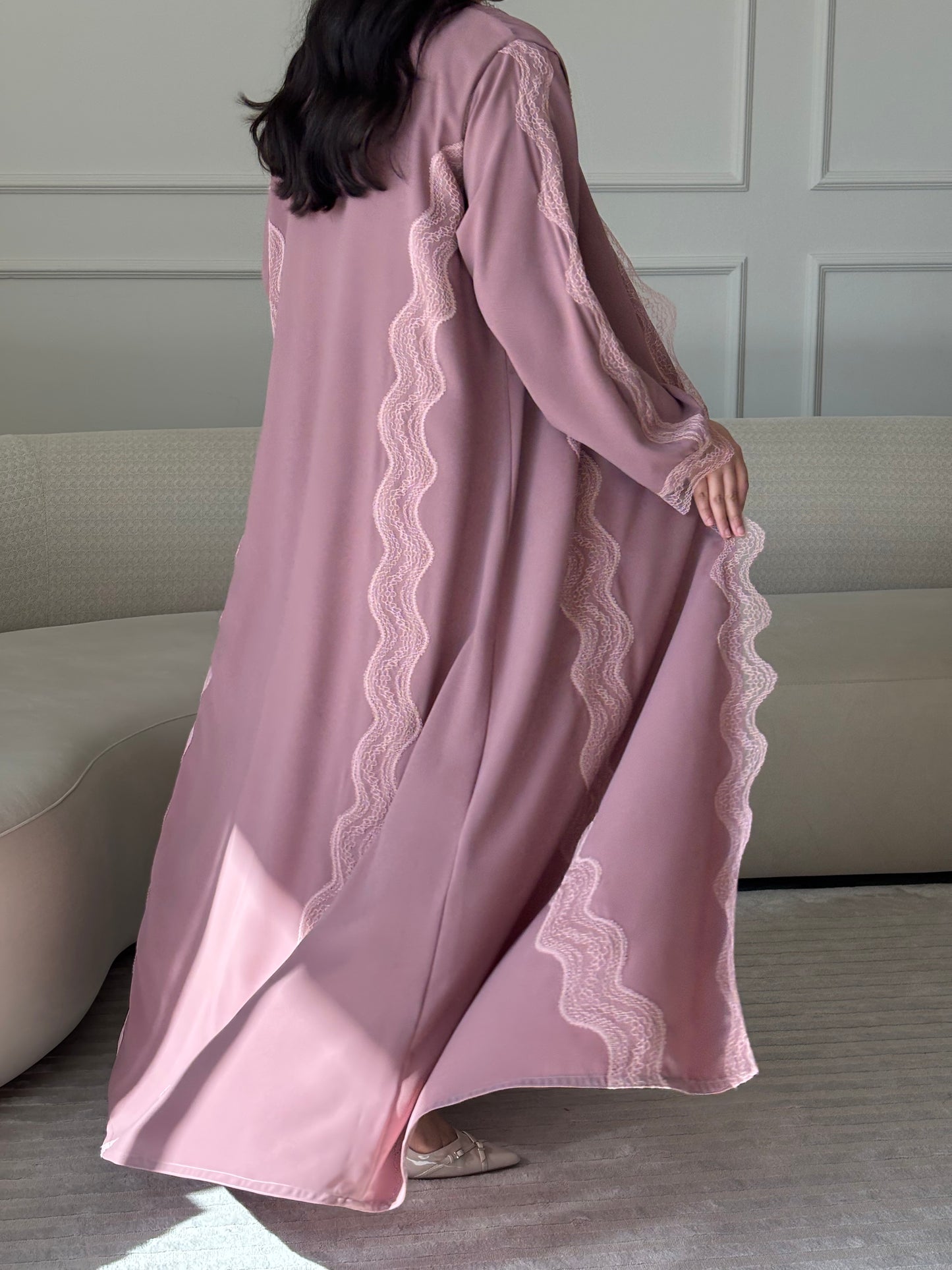 DN277 - LACE ABAYA