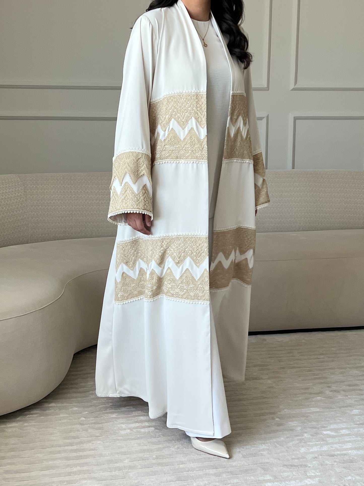 DN267 - LACE ABAYA