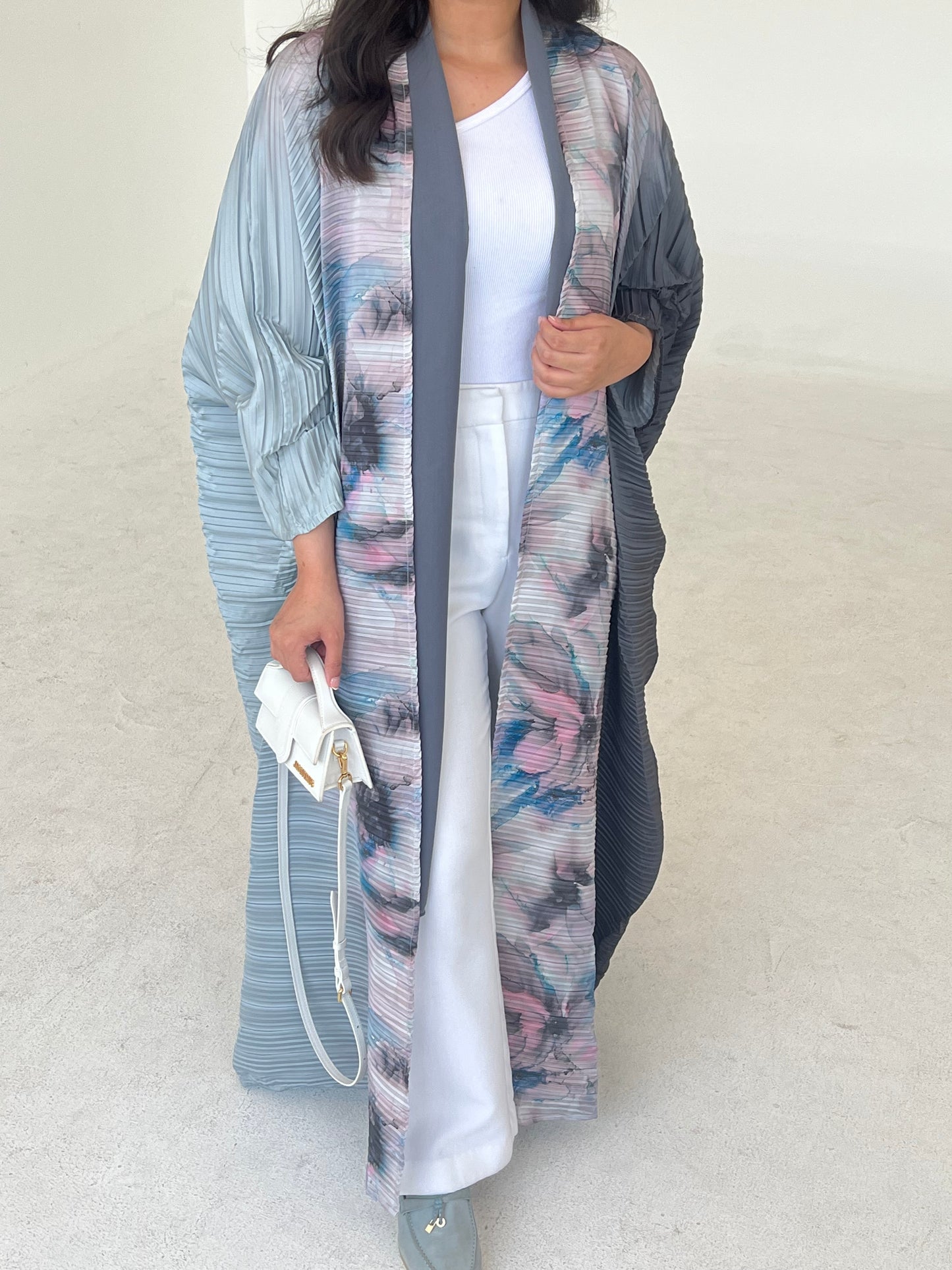 DN082 - FLORAL ABAYA
