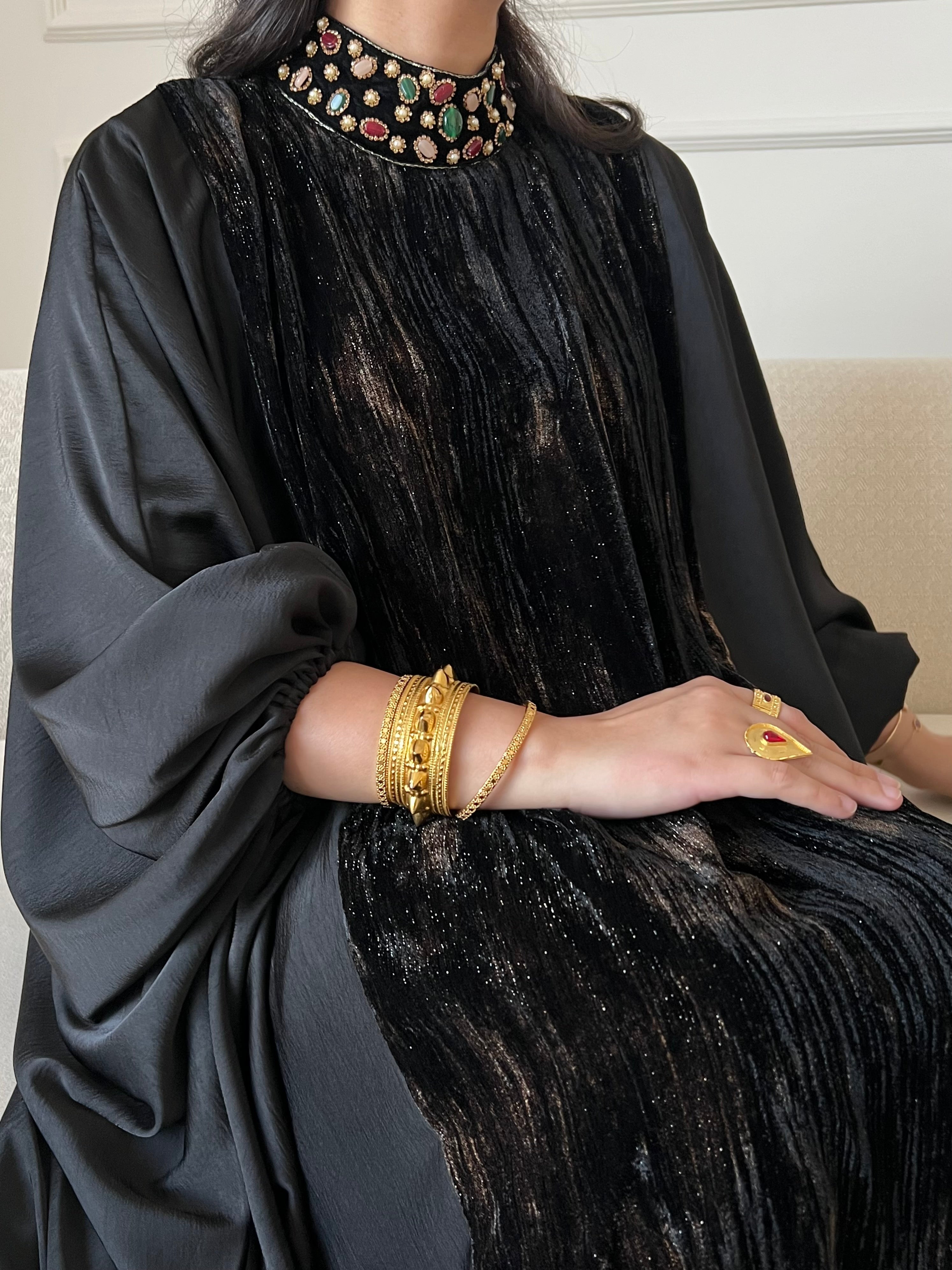 DN233 - STONE KAFTAN