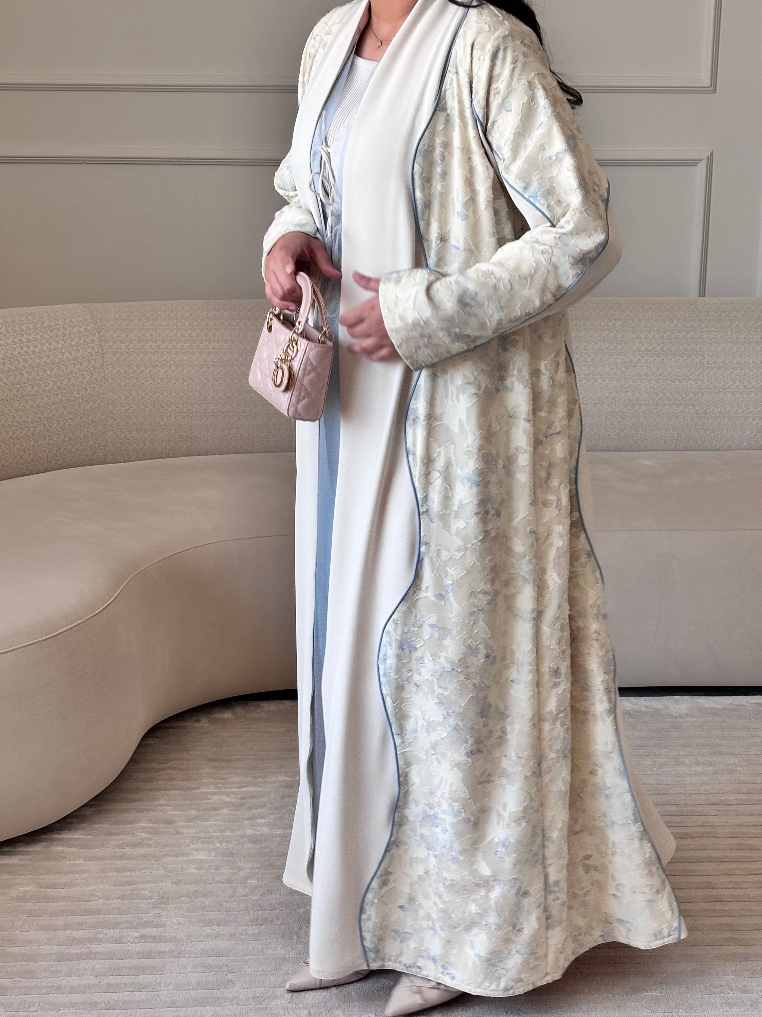 DN273 - FLORAL ABAYA