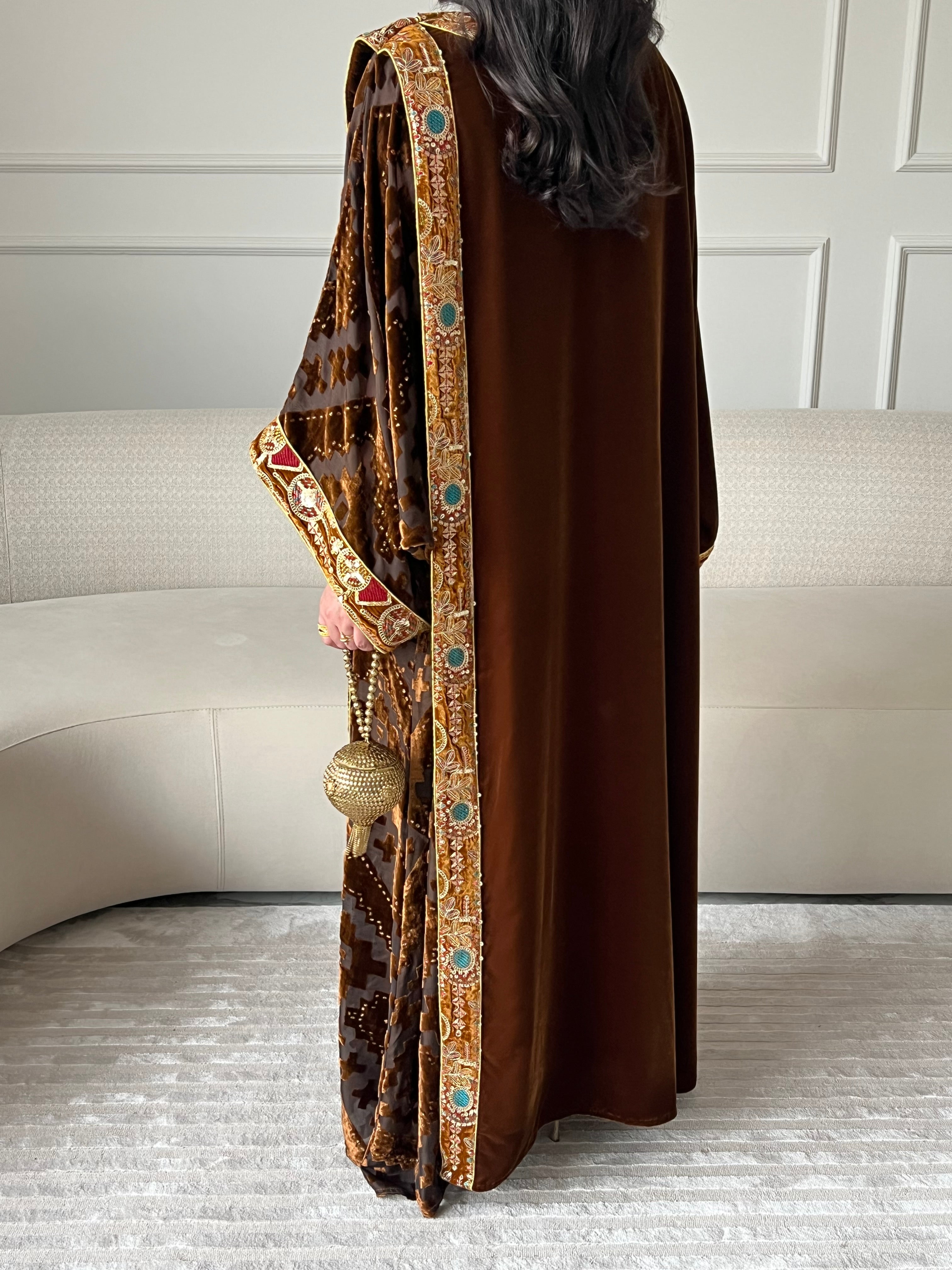 DN247 - VELVET EMBROIDERY