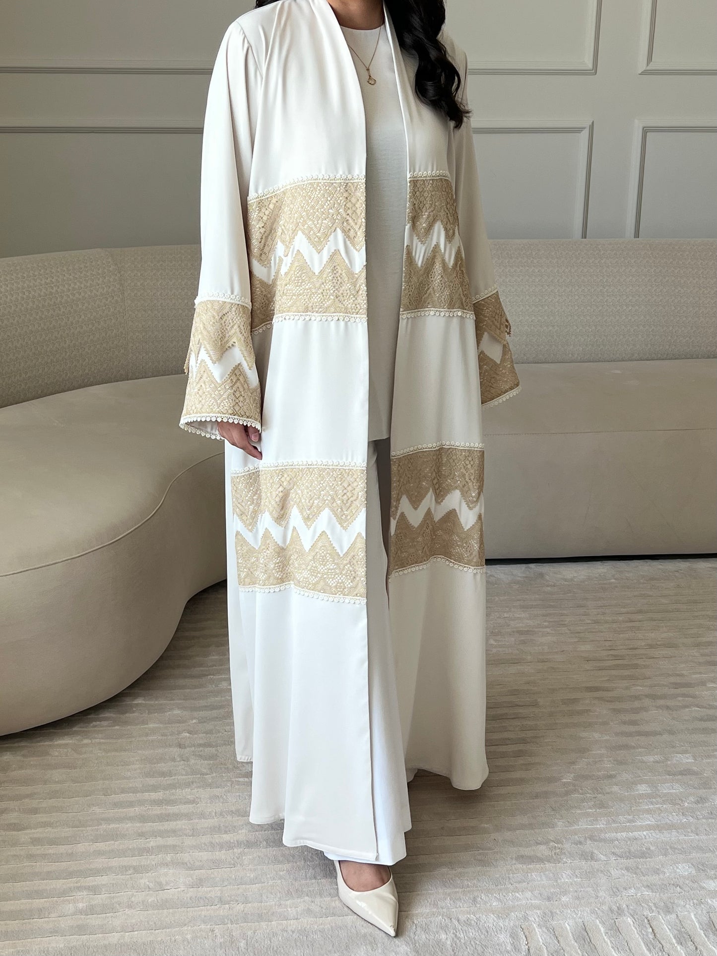 DN267 - LACE ABAYA