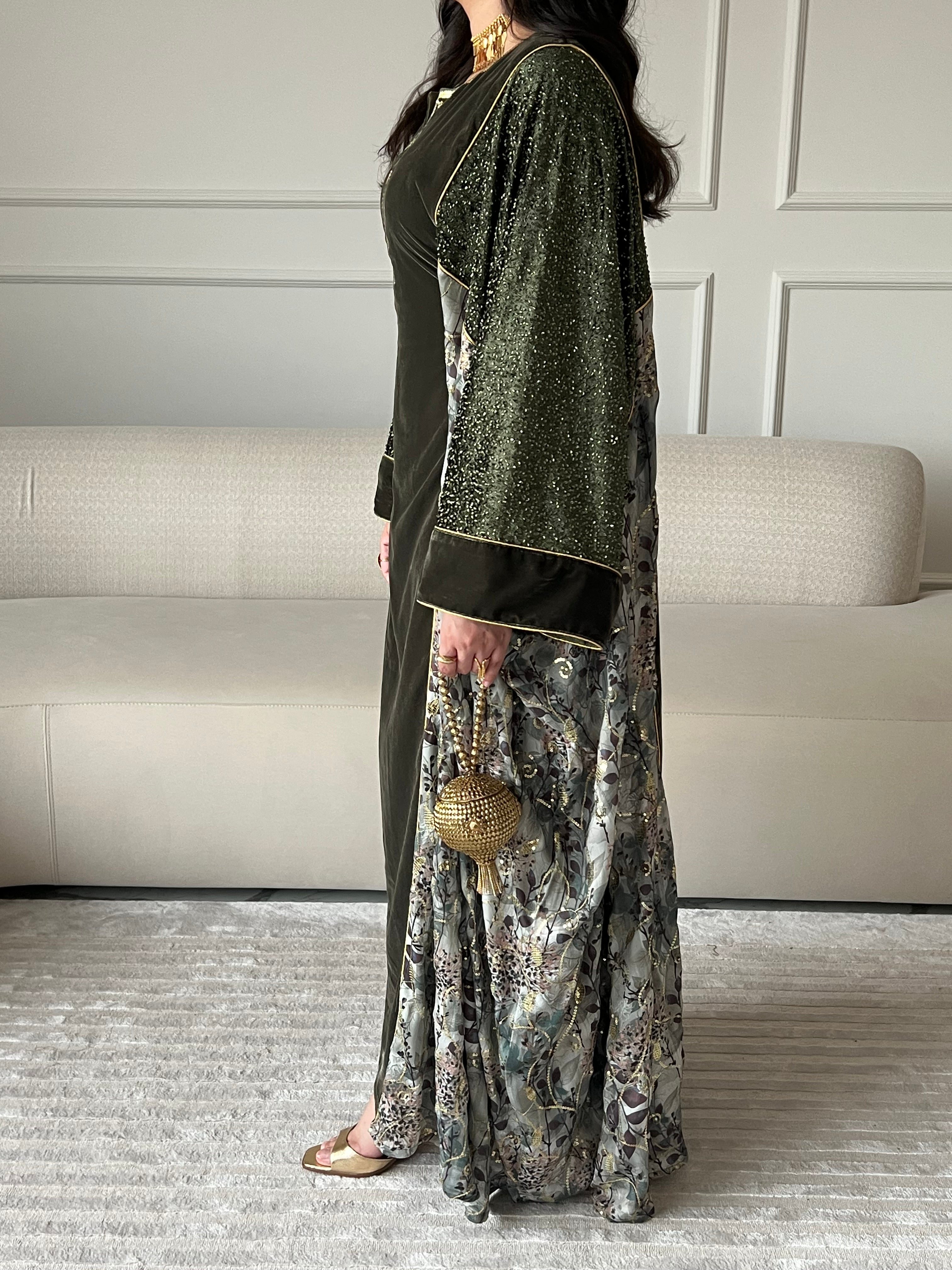 DN250 - VELVET EMBROIDERY