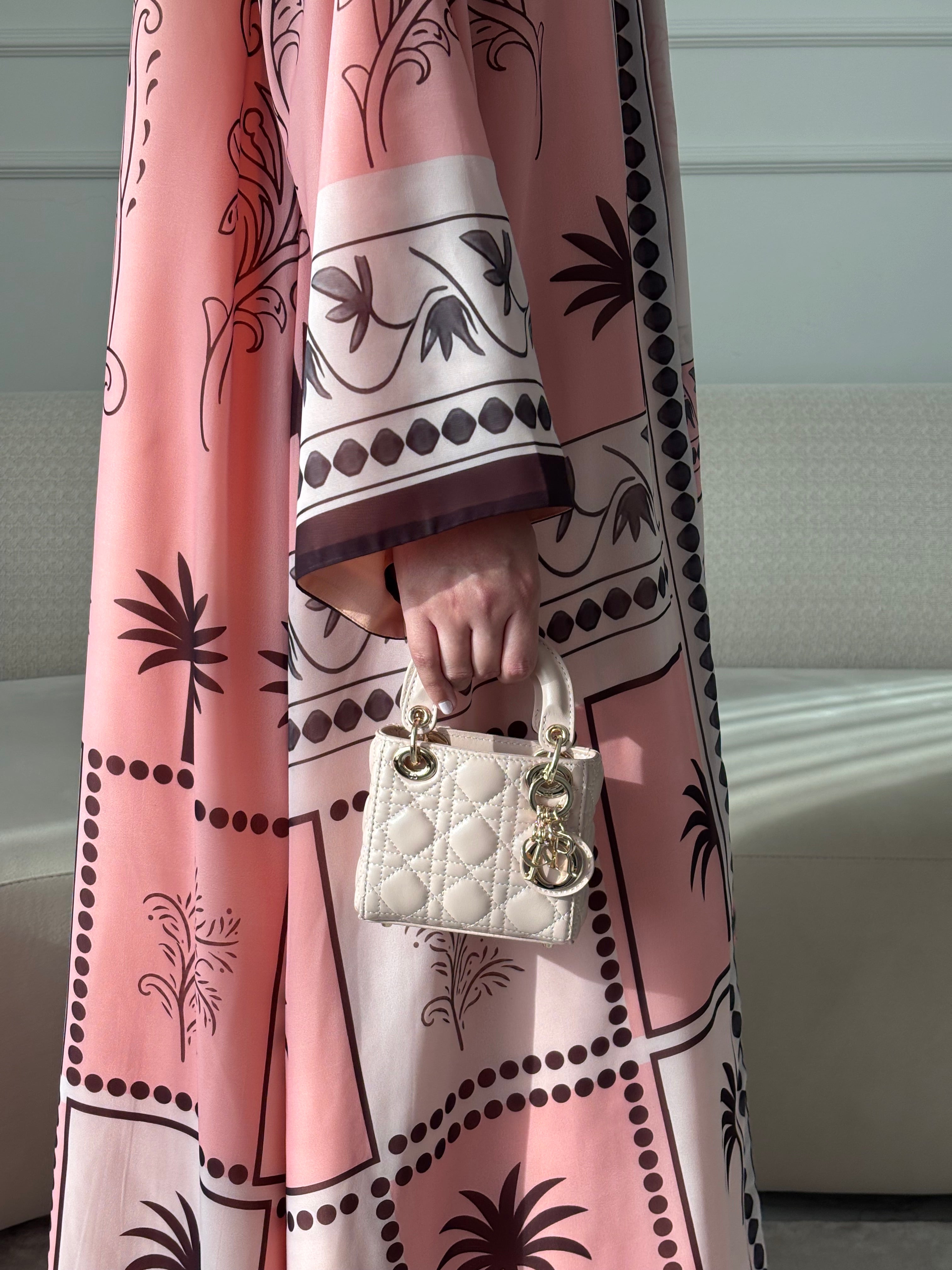 DN305 - PALM ABAYA