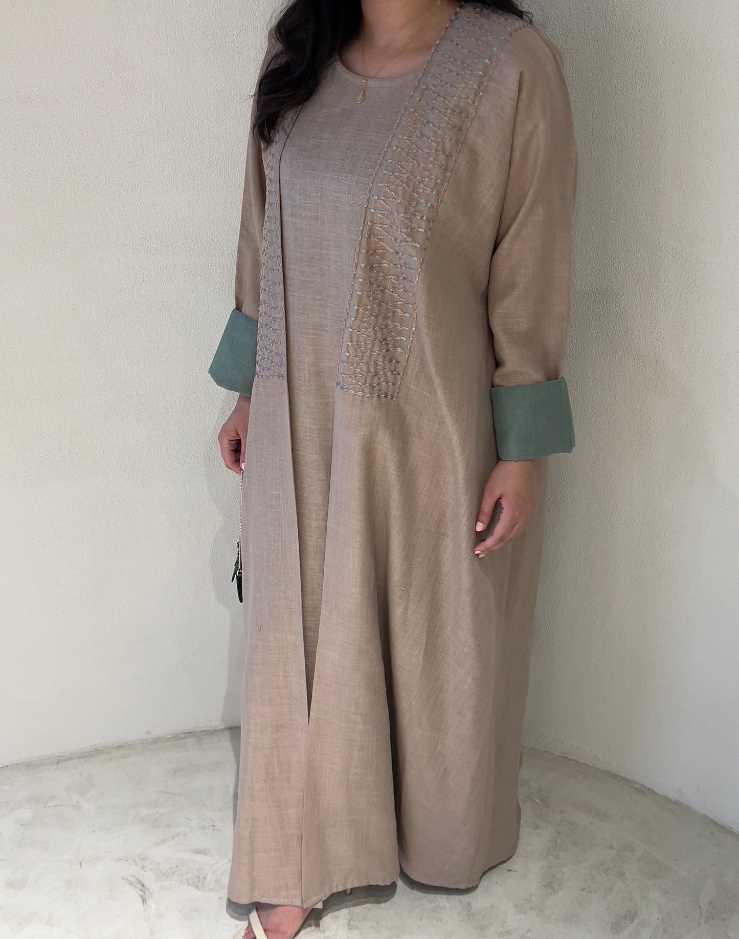 DN102 - EMBROIDERY LINEN SET