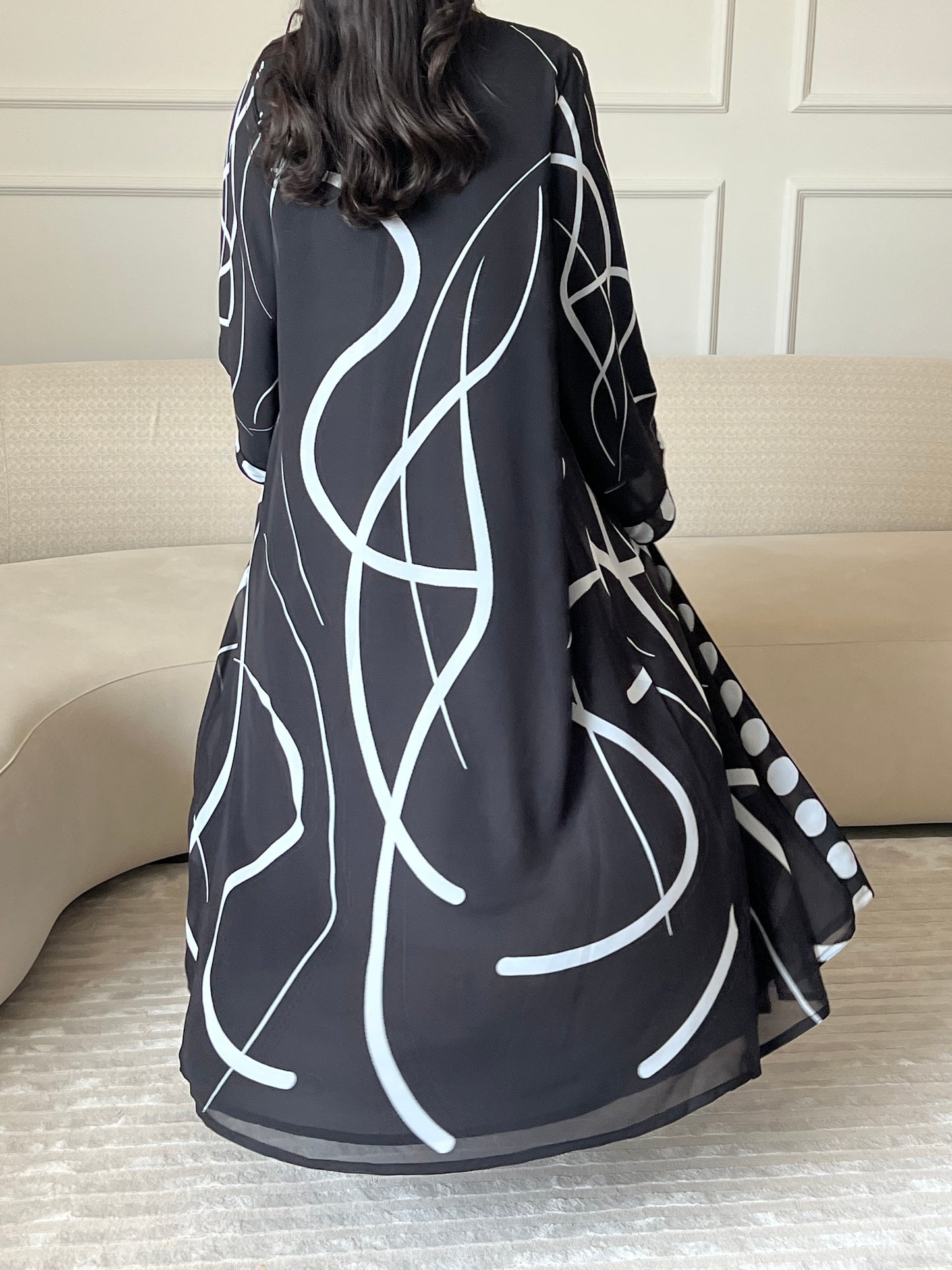 DN263 - POLKA DOT ABAYA