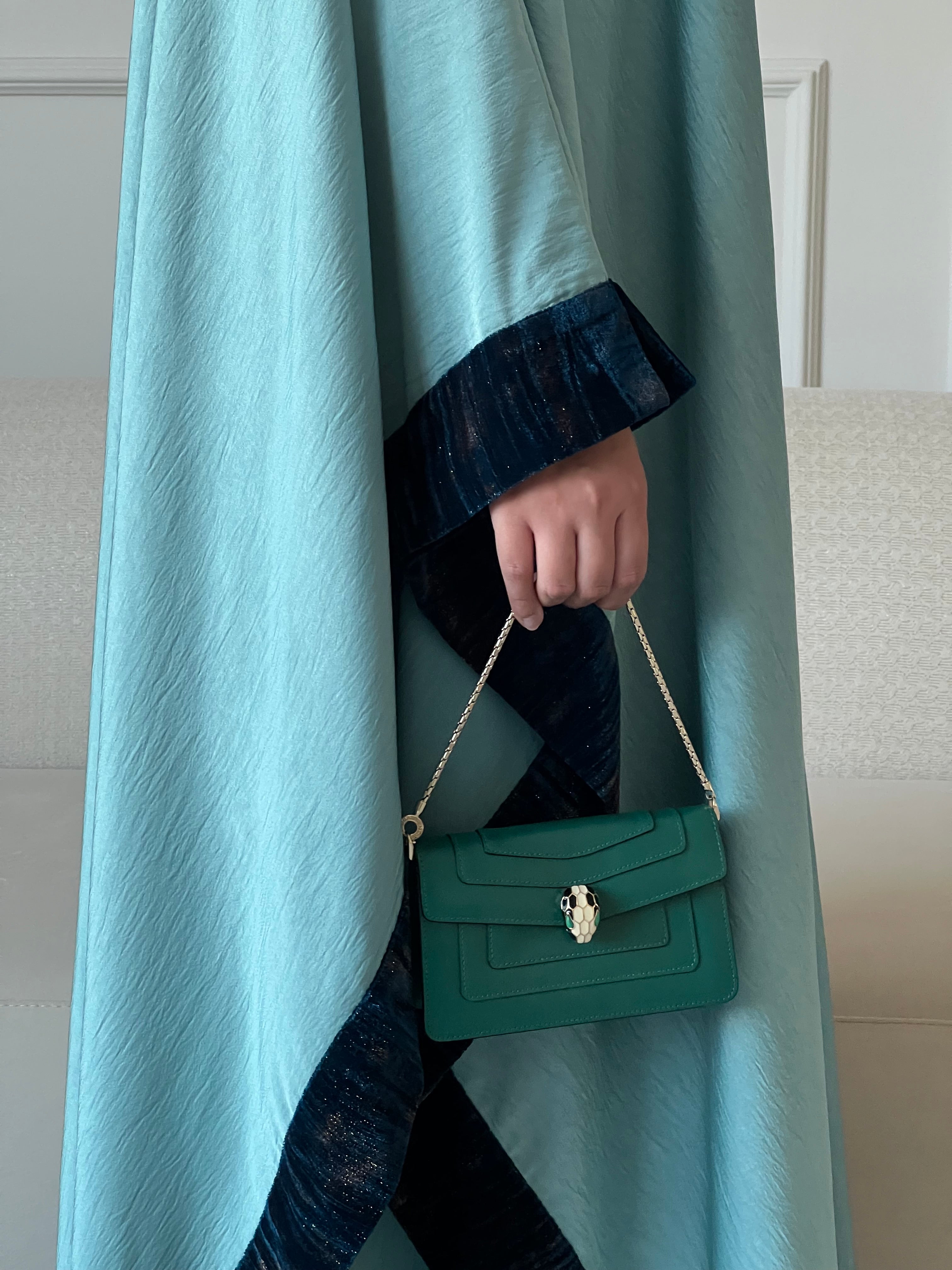 DN220 - SILK ABAYA SET