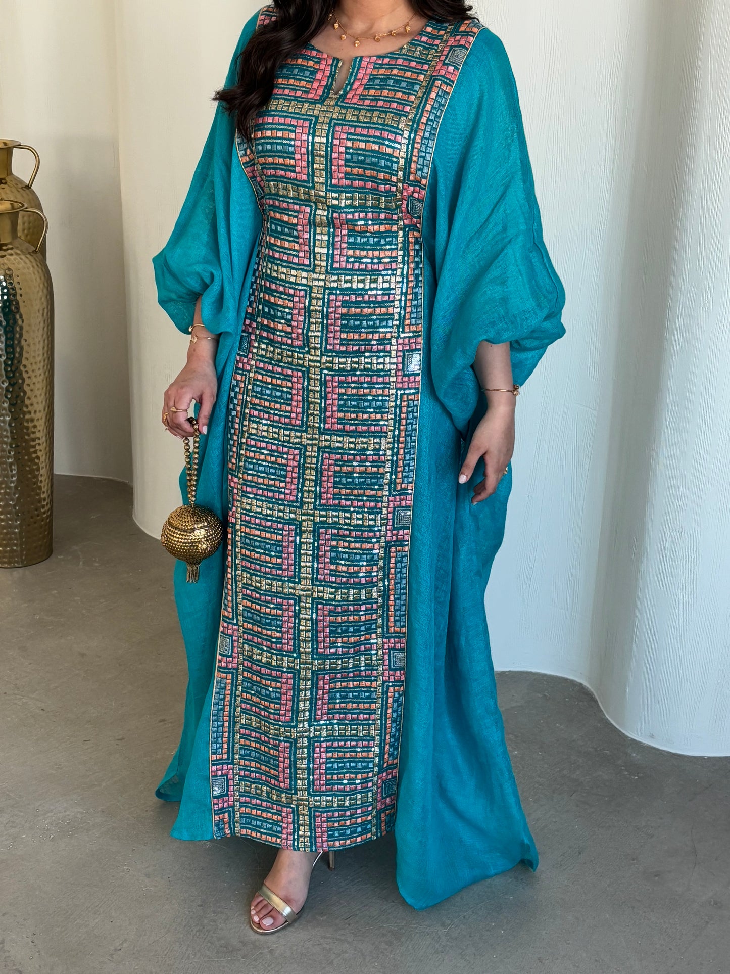 DN143 - COLORFUL EMBROIDERY