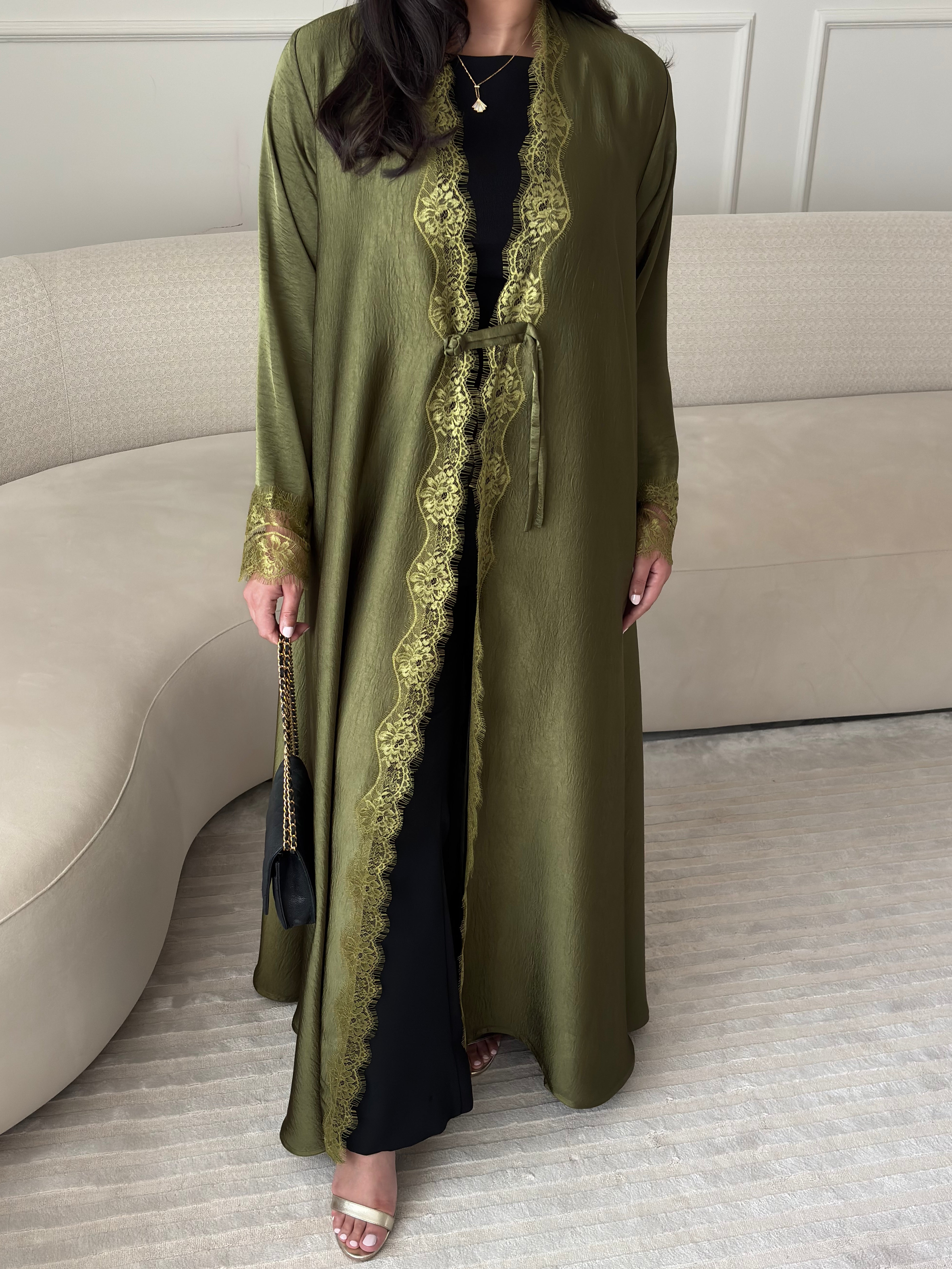 DN301 - LACE ABAYA
