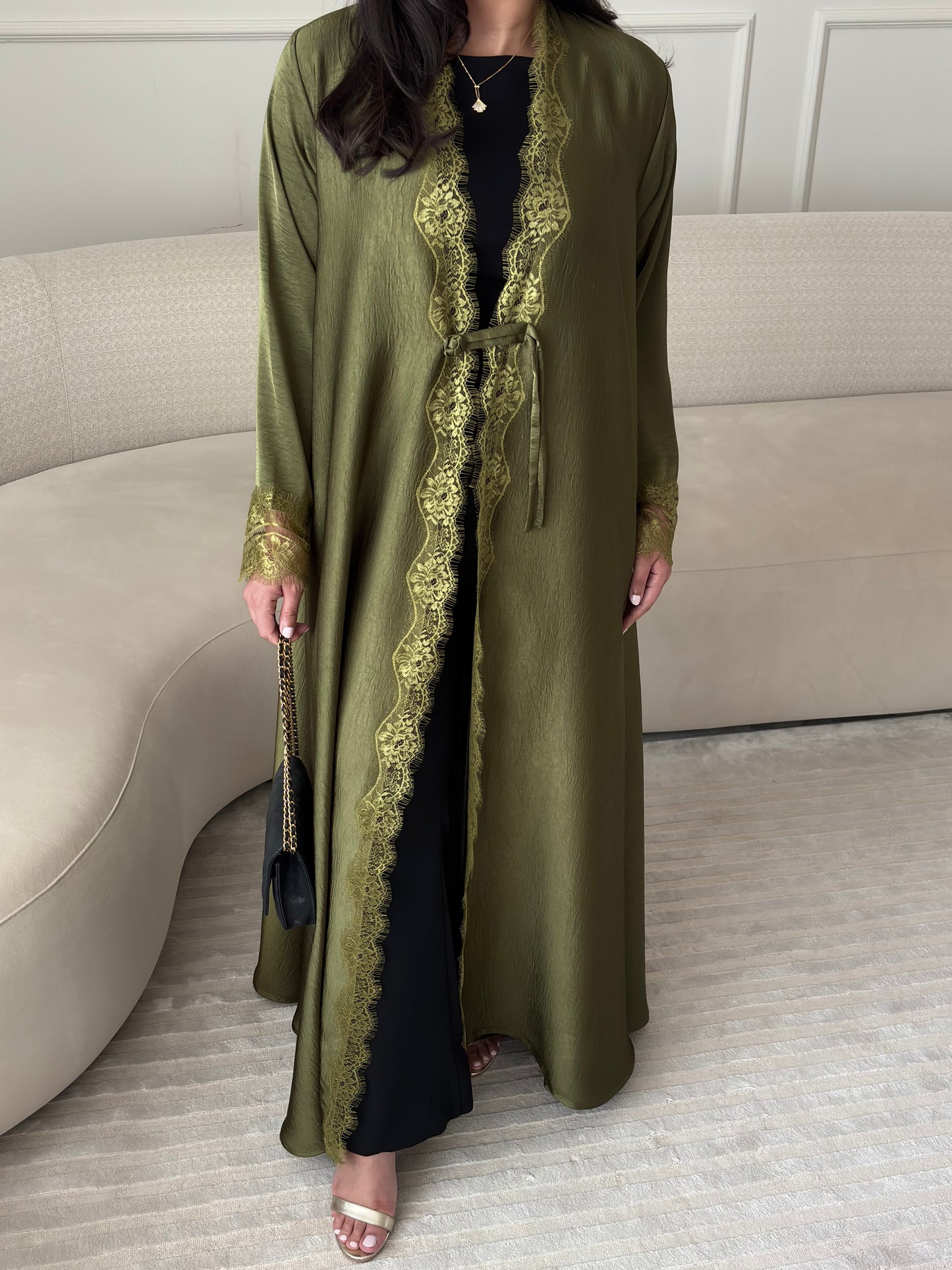 DN301 - LACE ABAYA