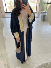 DN050 - BISHT ABAYA