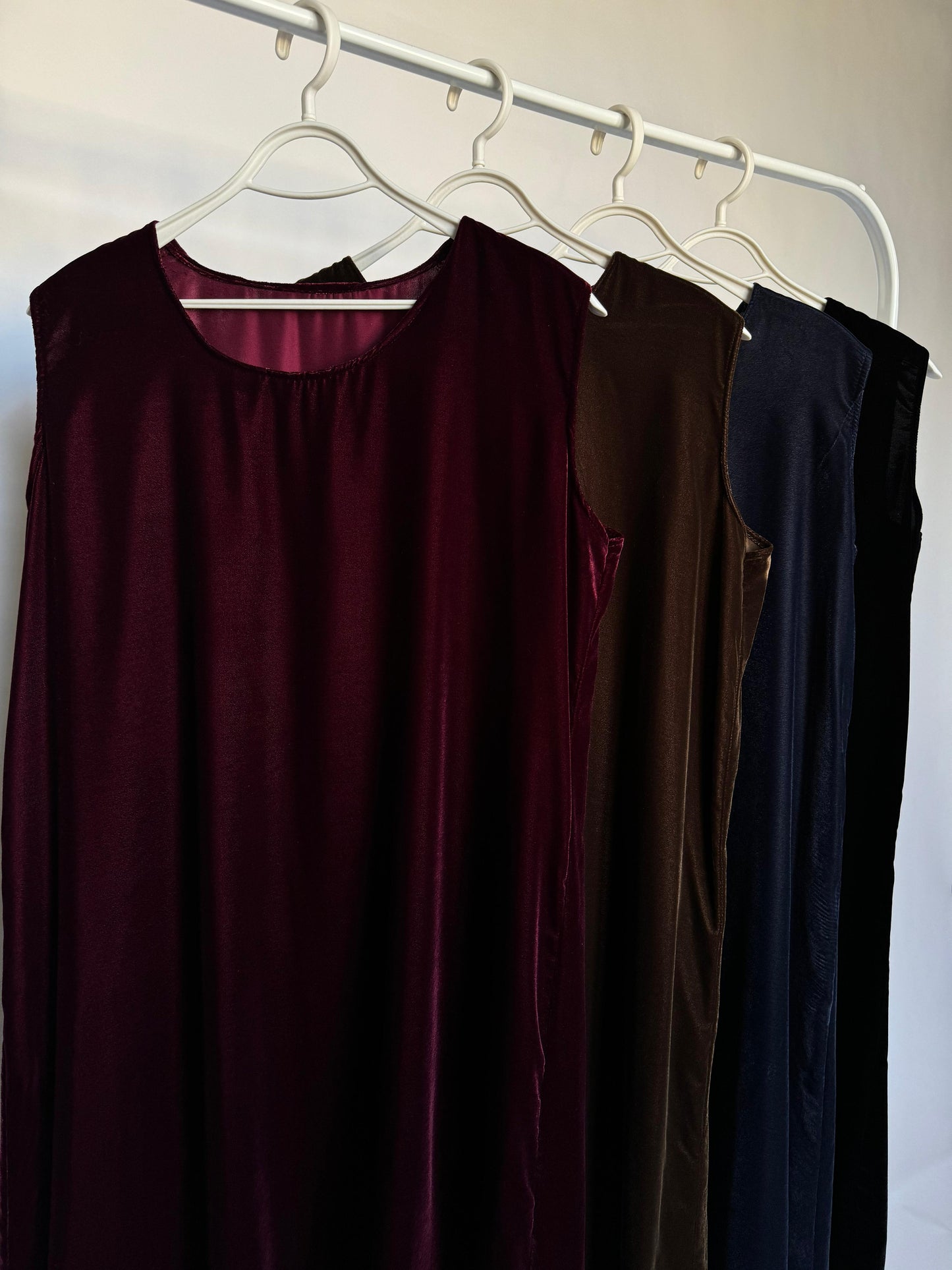 DN114 - VELVET INNER DRESS