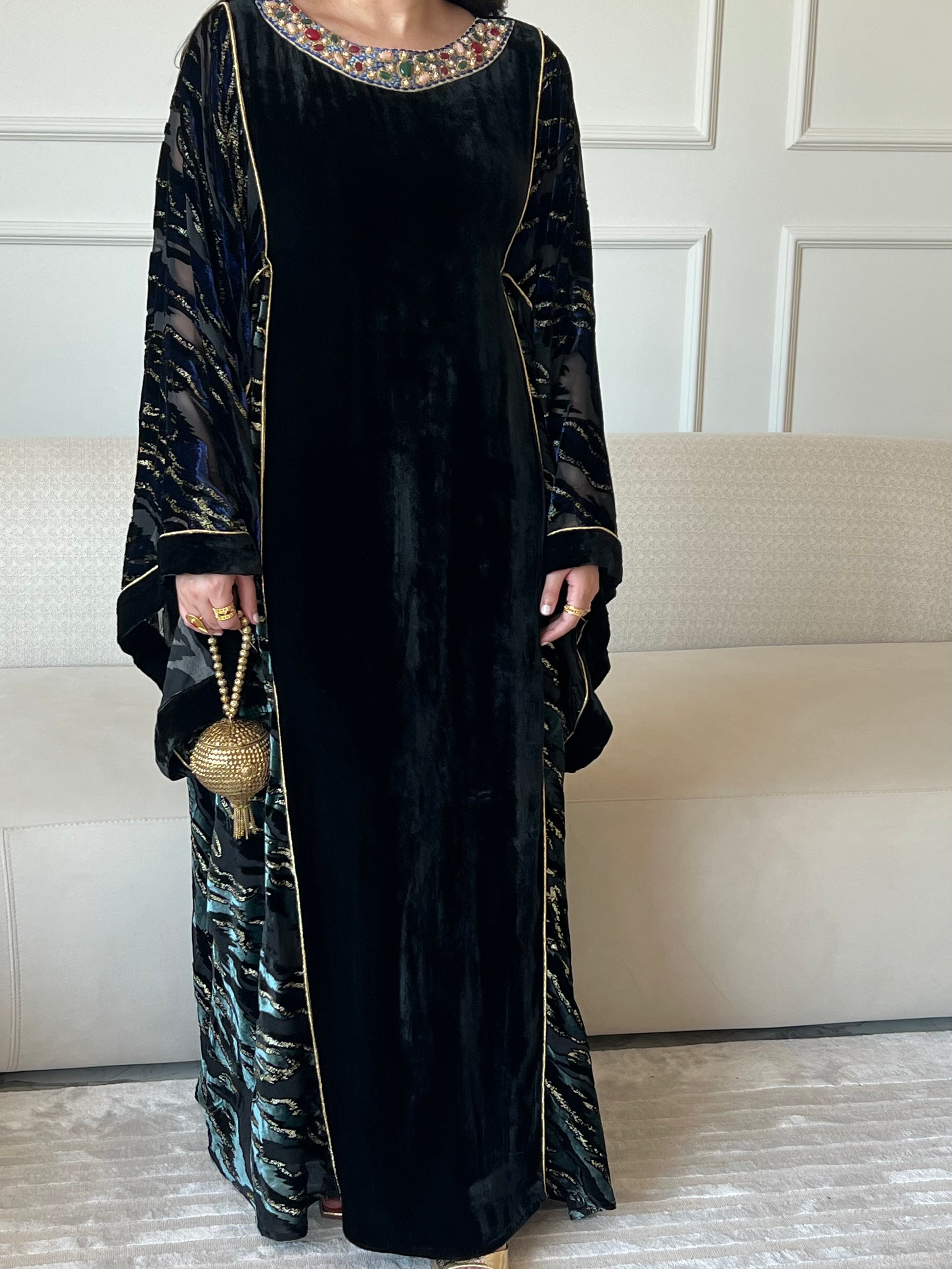 DN237 - STONE KAFTAN
