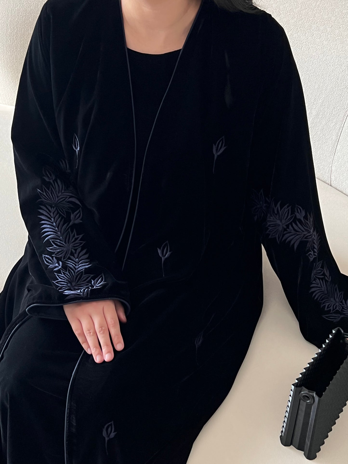 DN214 - VELVET EMBROIDERY