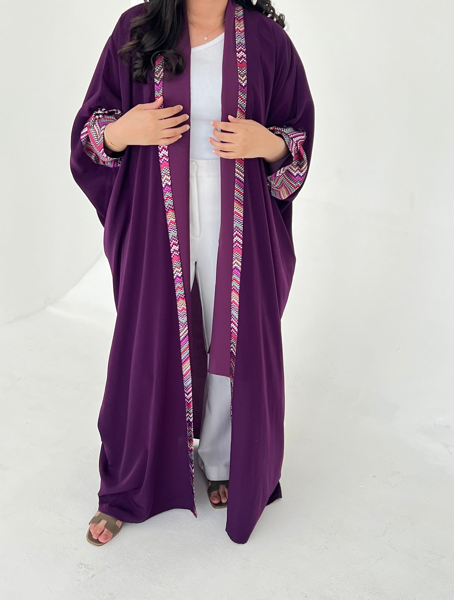 DN086 - CREPE ABAYA