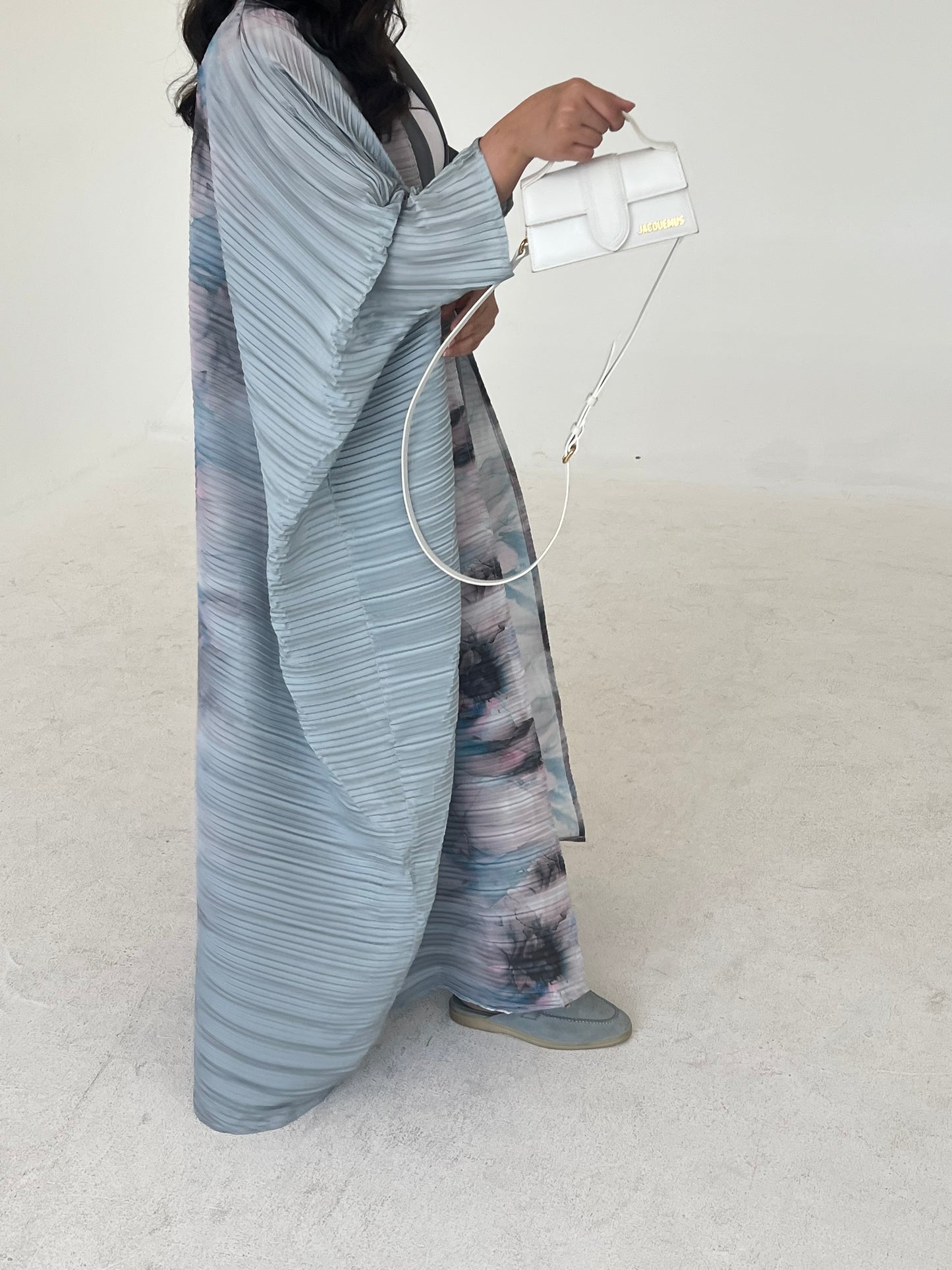 DN082 - FLORAL ABAYA
