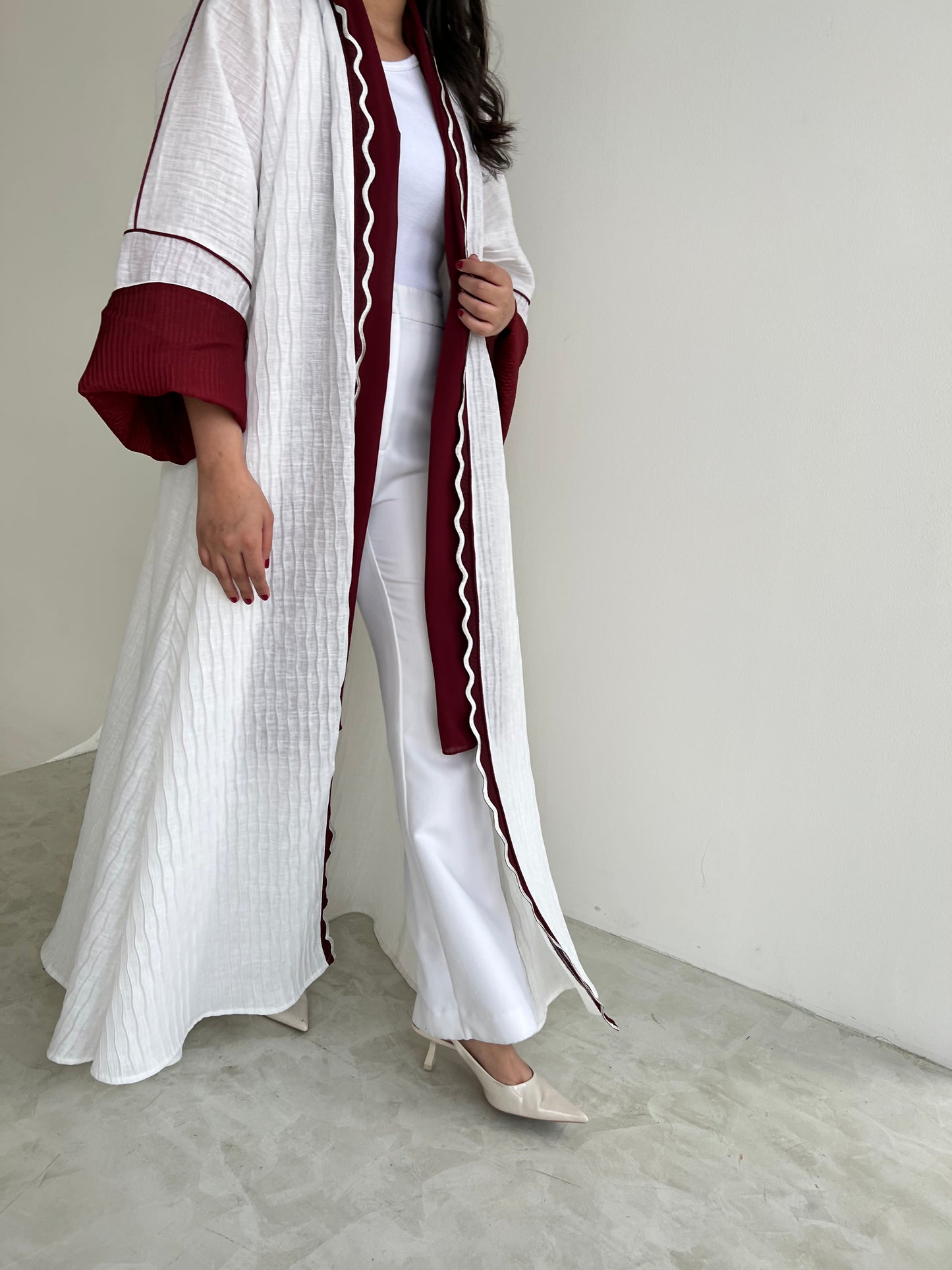 DN047 - WAVES ABAYA