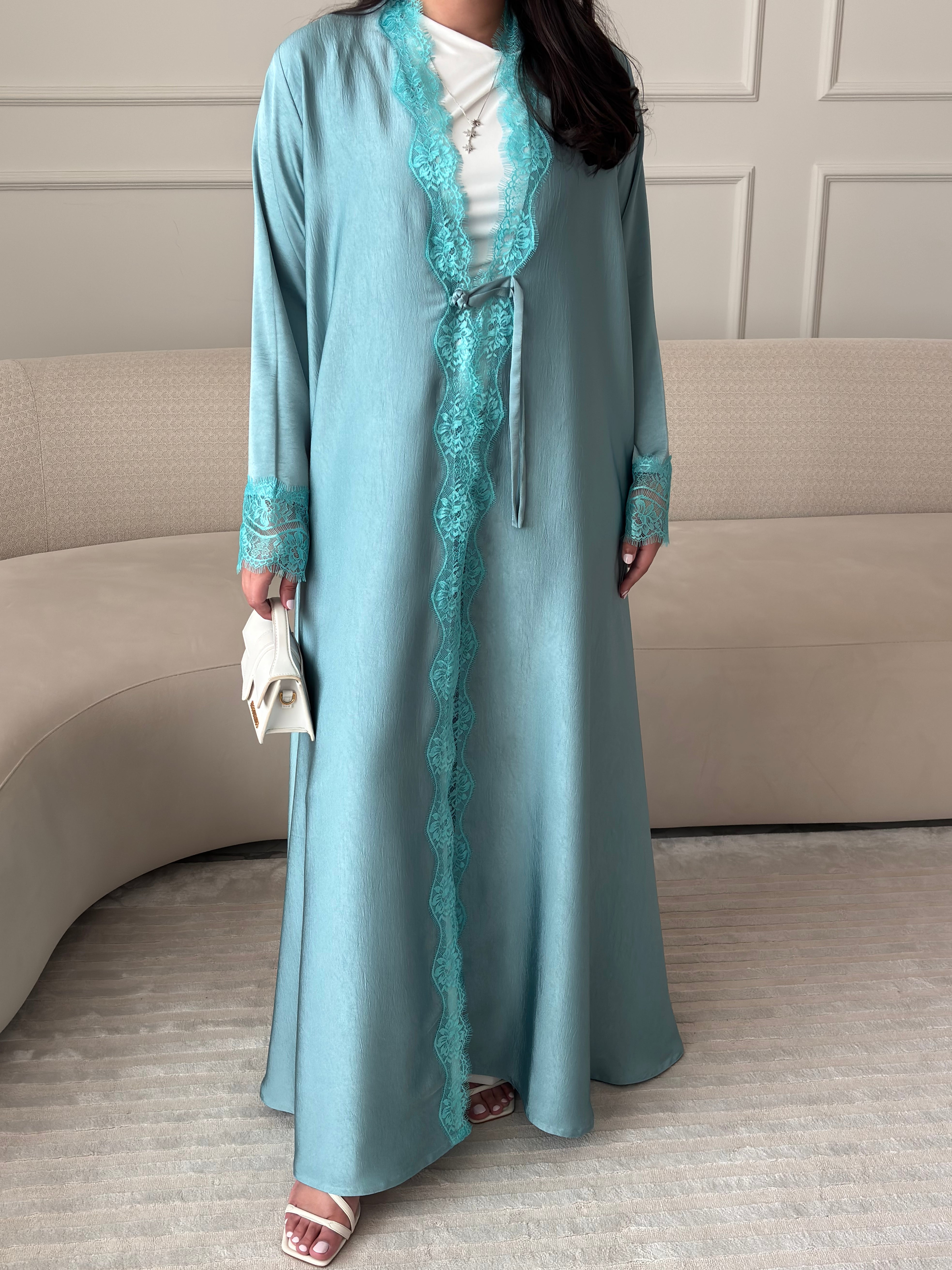 DN294 - LACE ABAYA