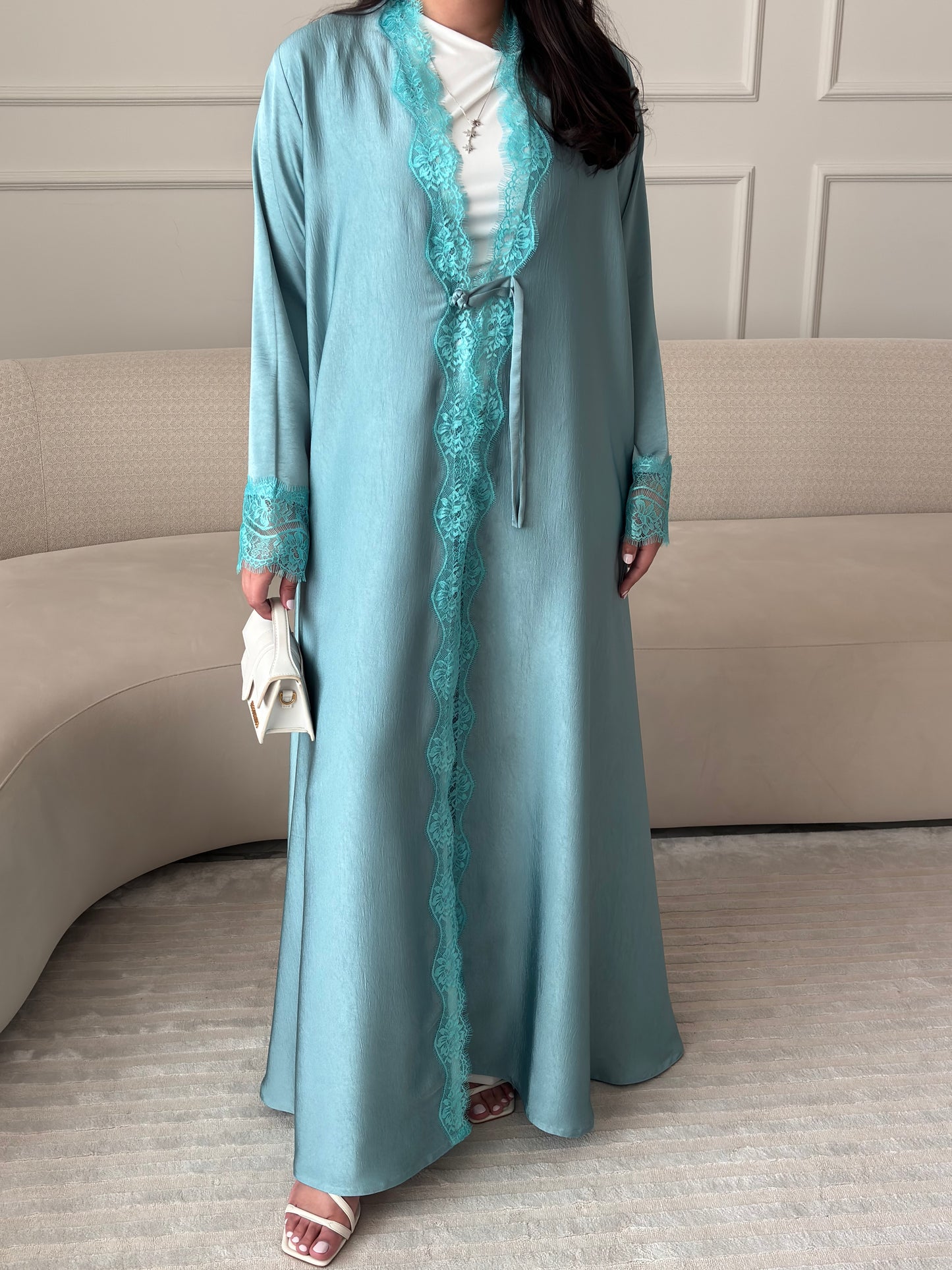 DN294 - LACE ABAYA
