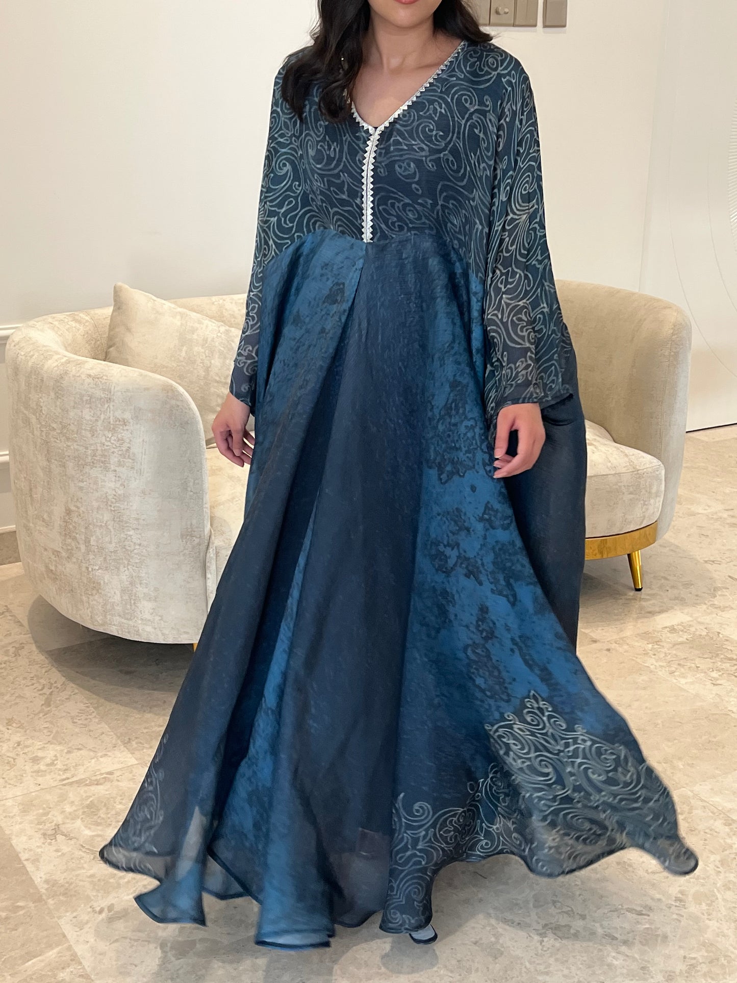 DN068 - ORGANZA KAFTAN