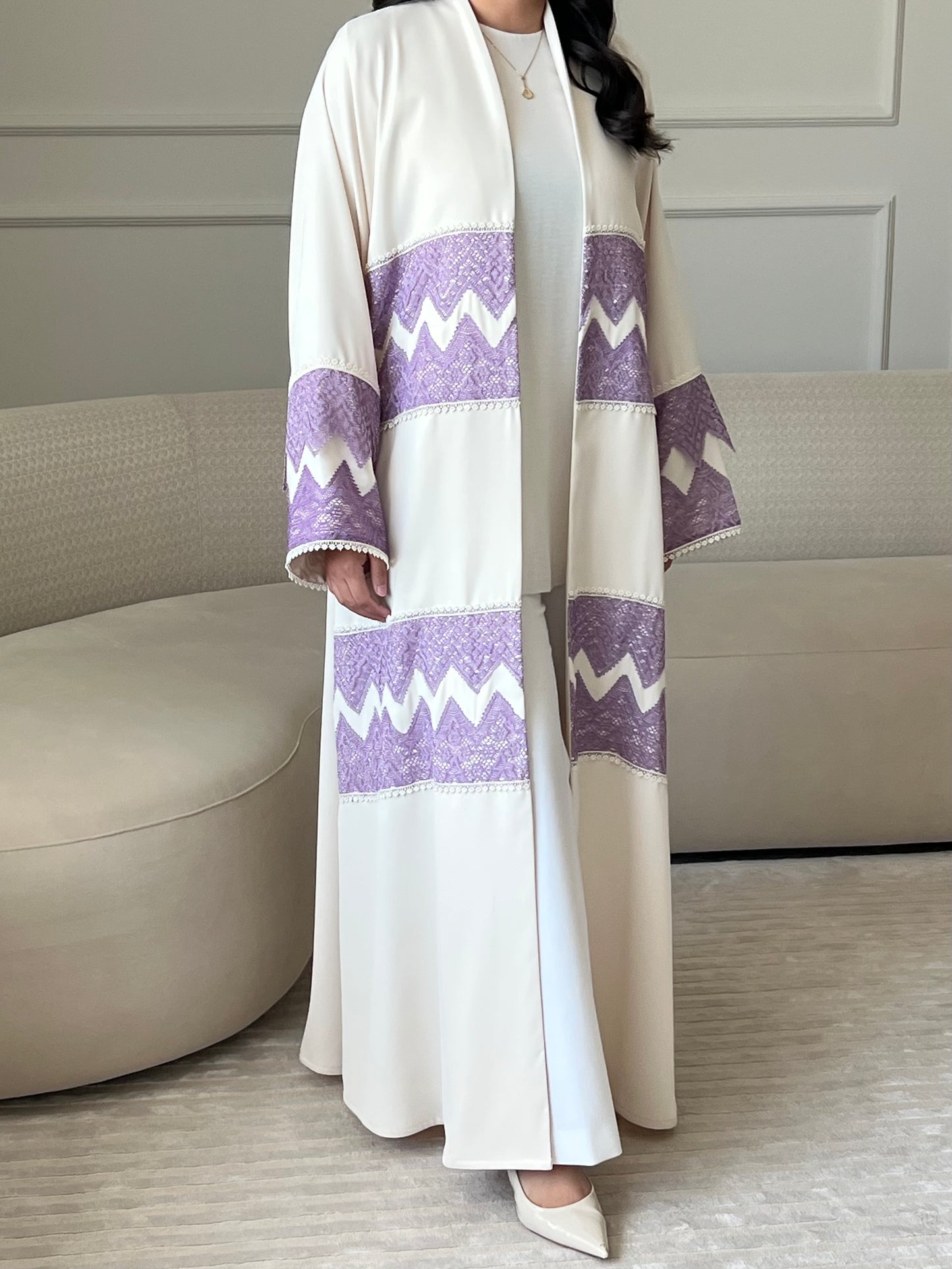 DN268 - LACE ABAYA