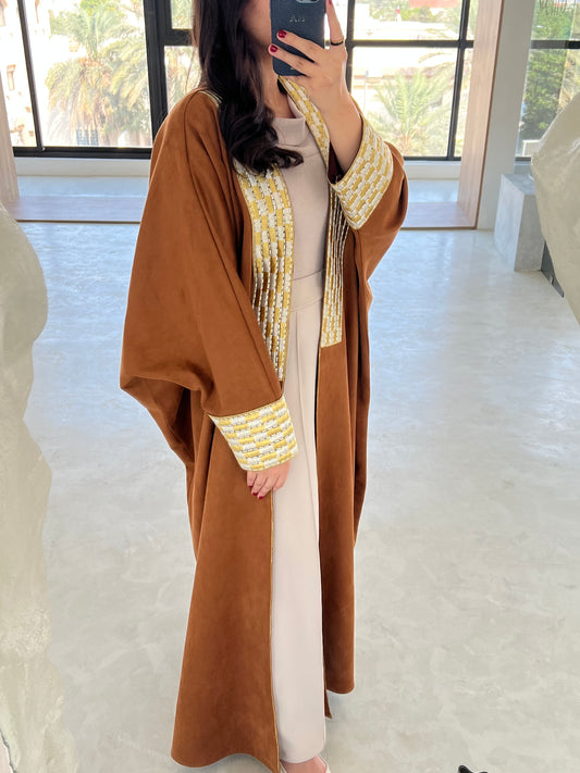 DN049 - BISHT ABAYA