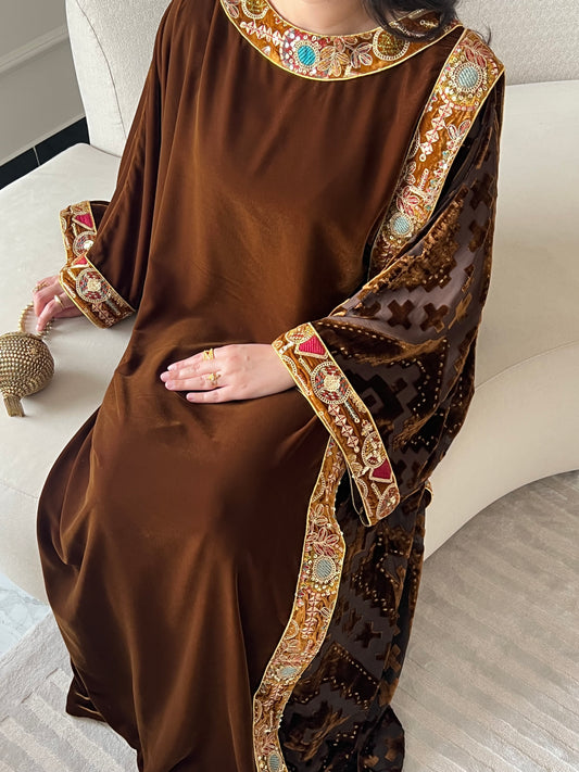 DN247 - VELVET EMBROIDERY