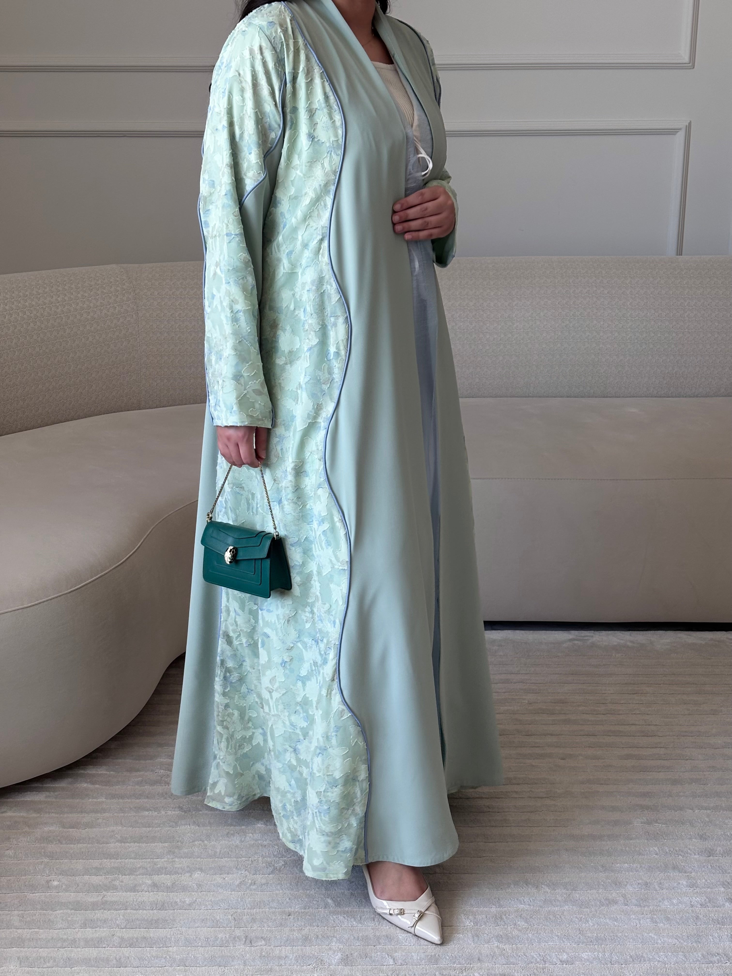 DN272 - FLORAL ABAYA