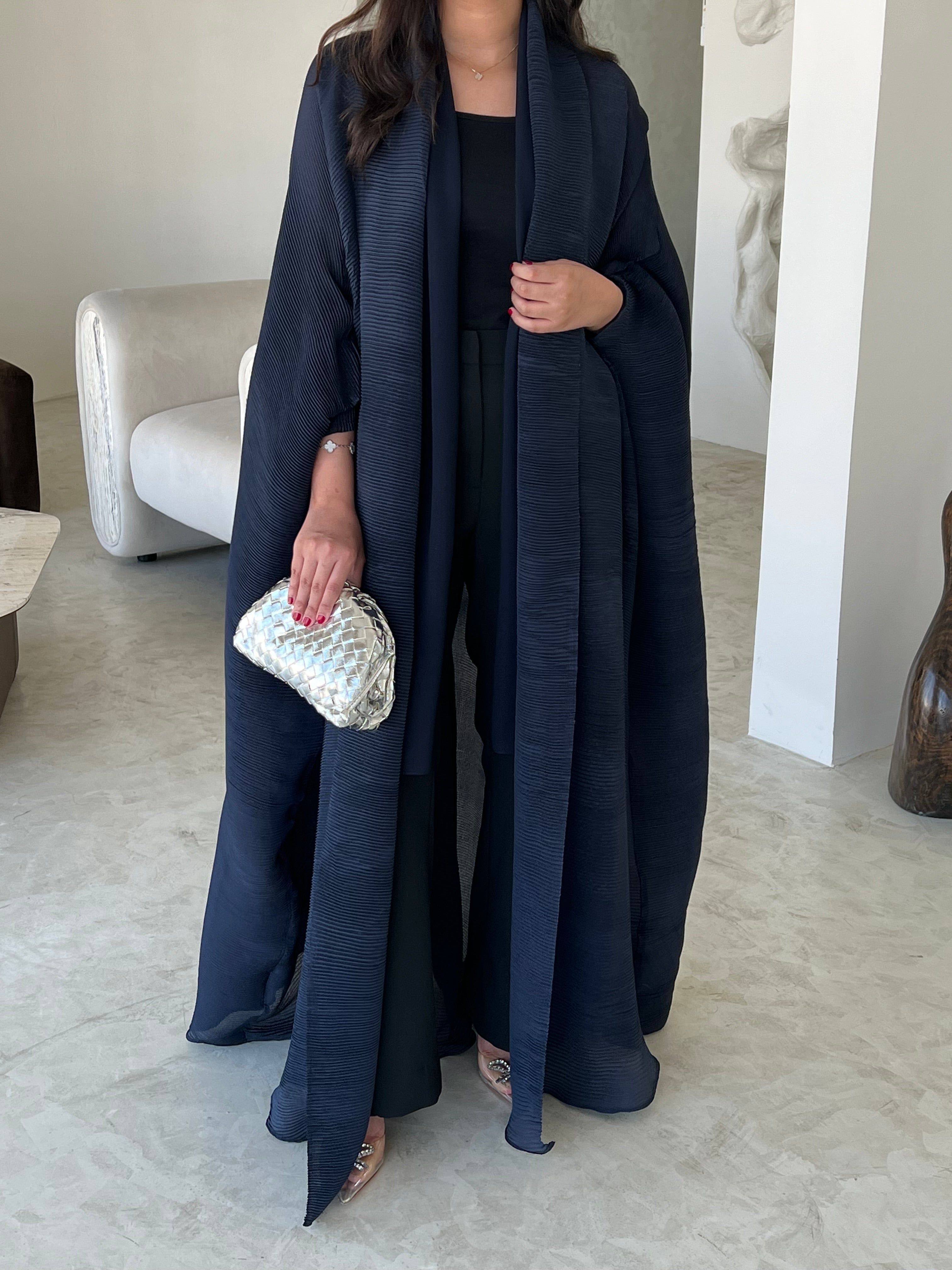 DN053 - NAVY PLEATED – Dar Noqoosh