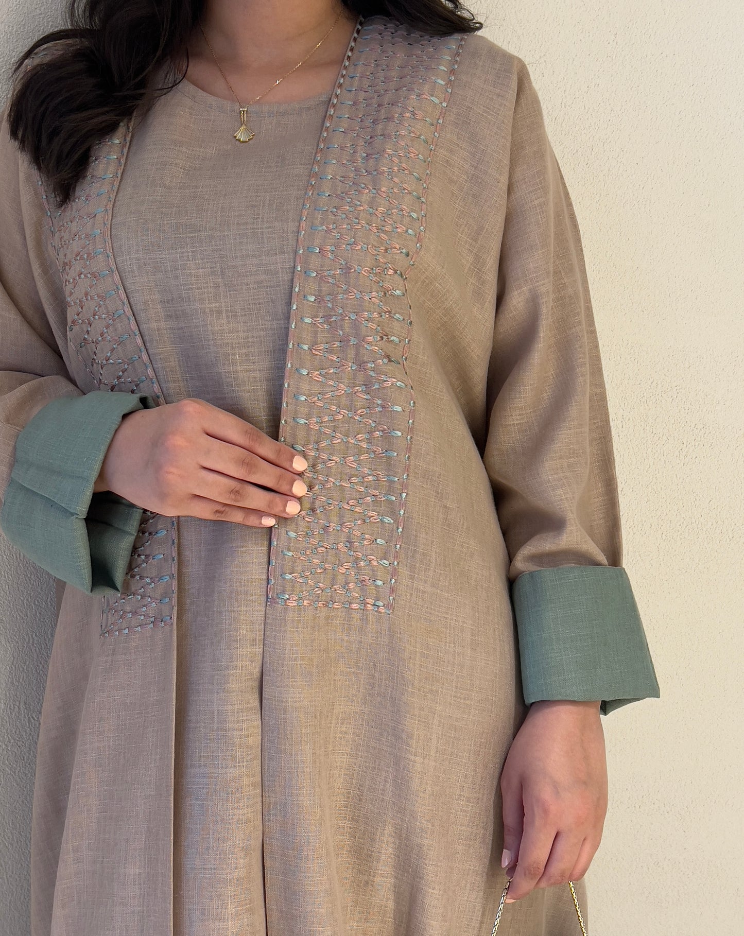 DN102 - EMBROIDERY LINEN SET
