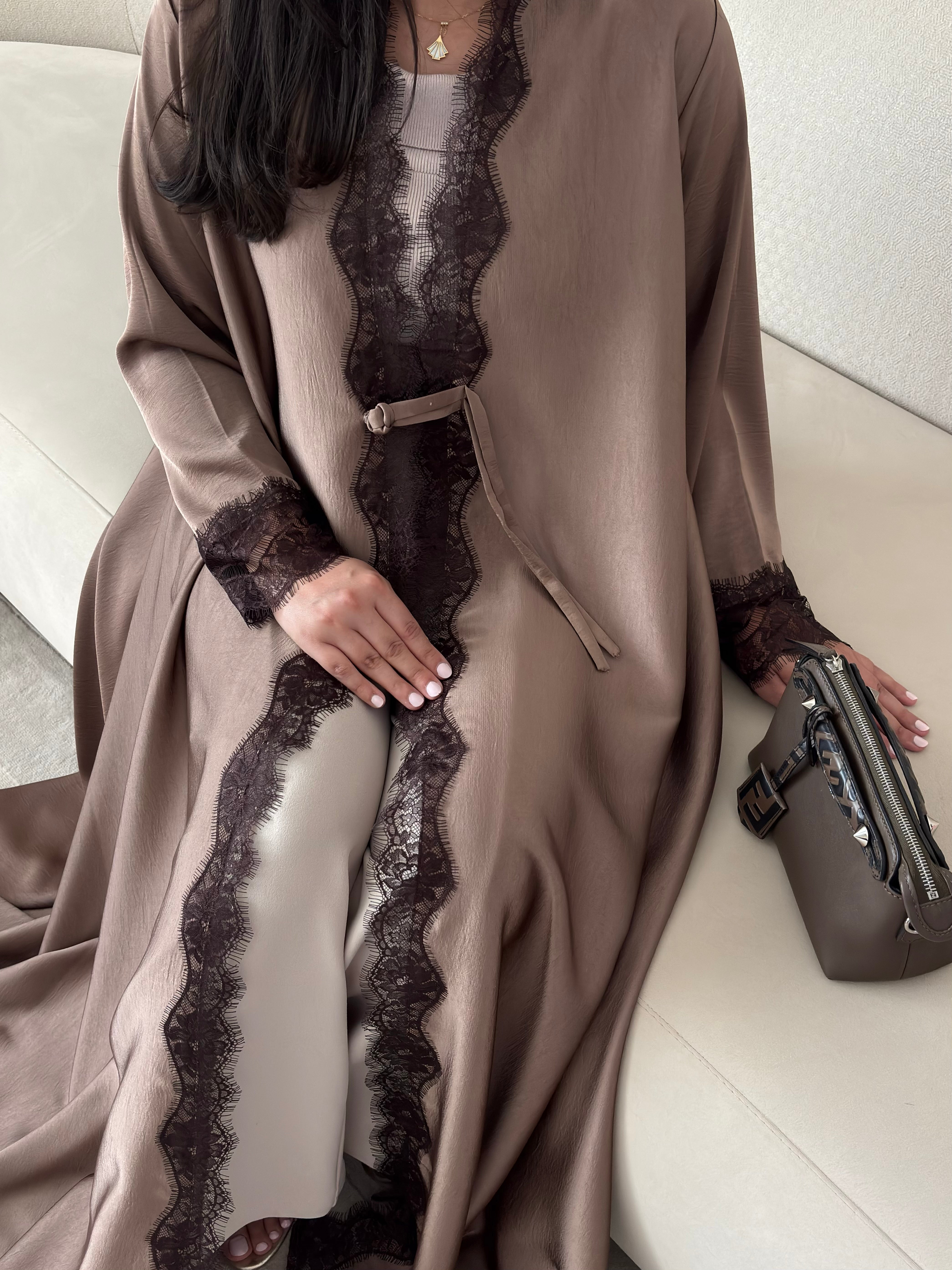DN300 - LACE ABAYA