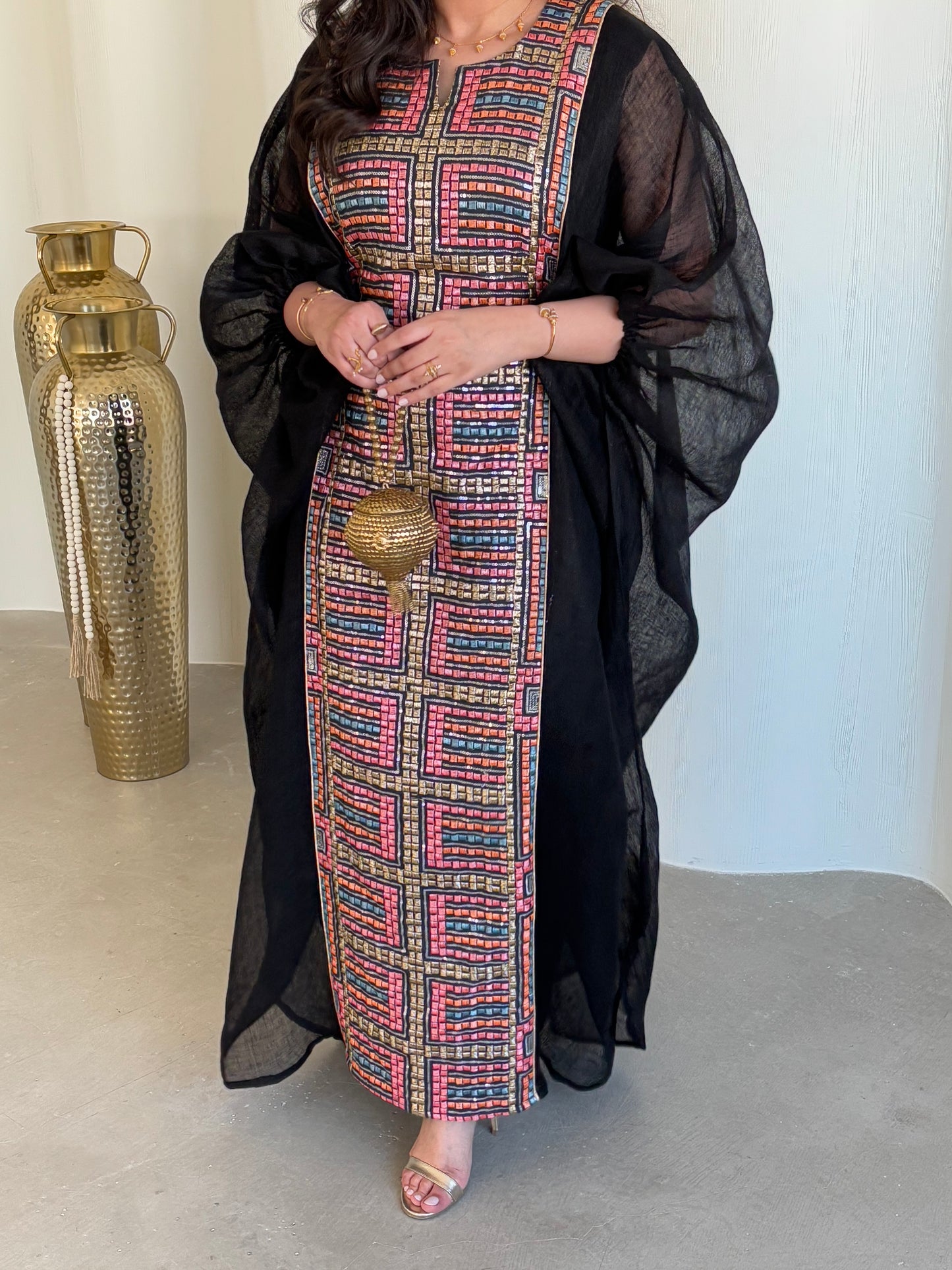 DN144 - COLORFUL EMBROIDERY