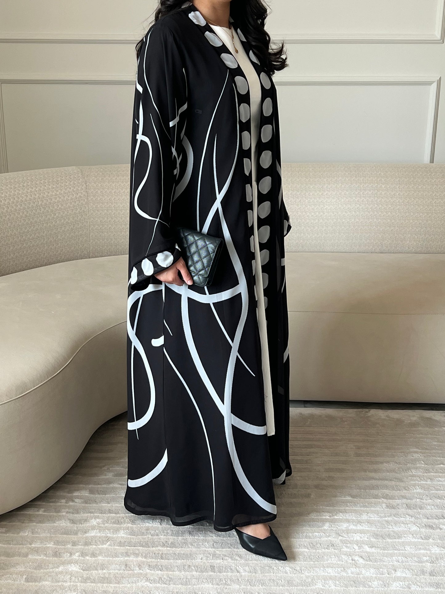 DN263 - POLKA DOT ABAYA