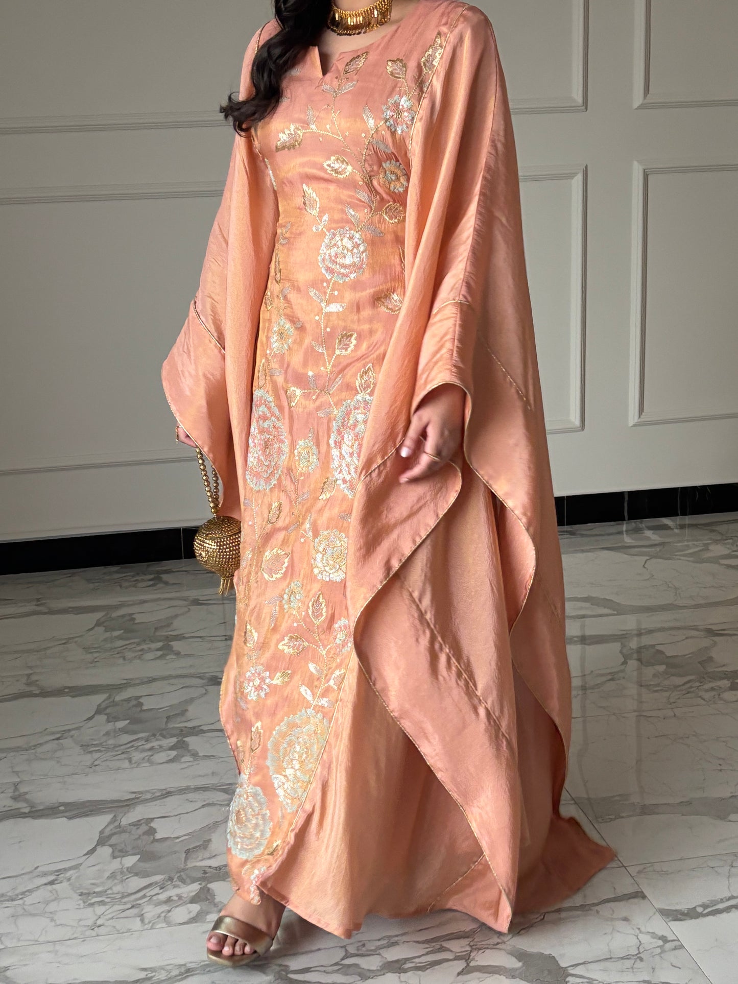 DN135 - FLOWER EMBROIDERY