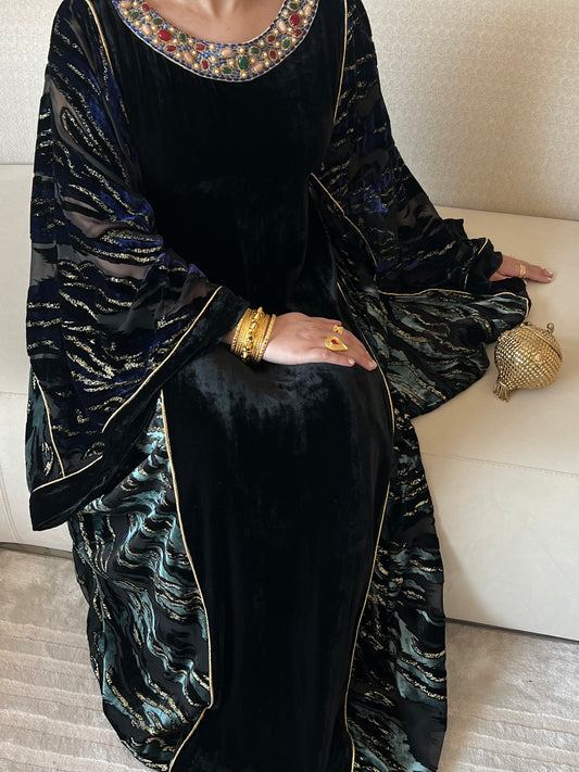 DN237 - STONE KAFTAN