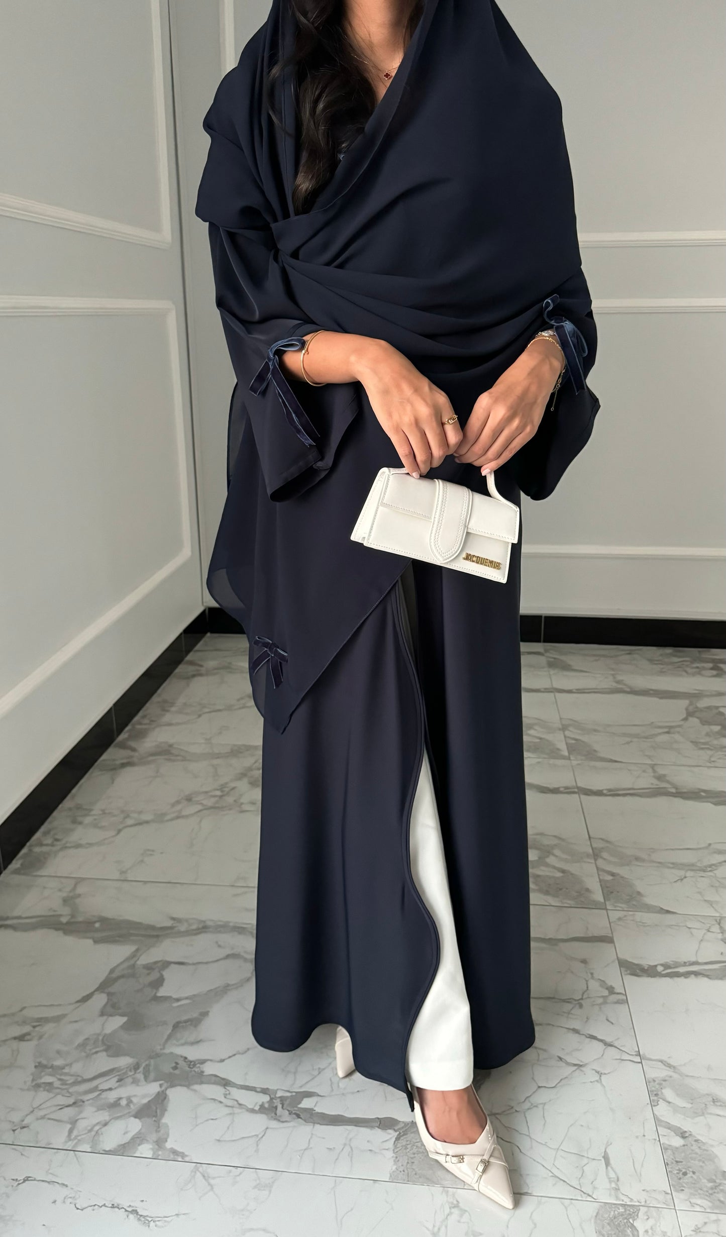 DN099 - Summery Crepe BOW Abaya