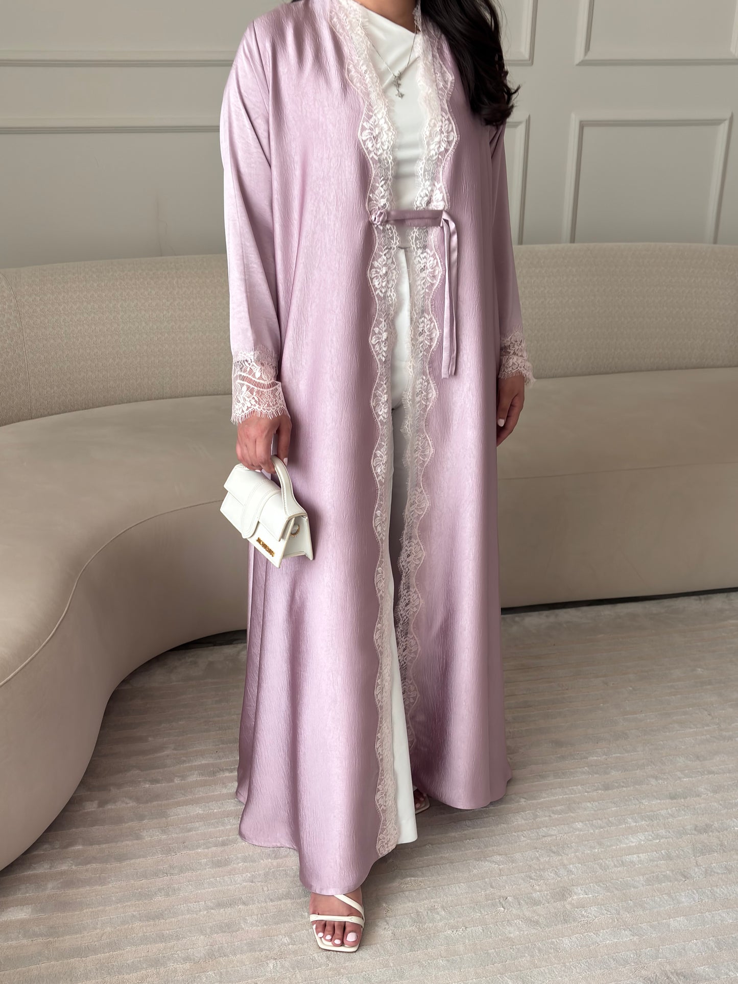 DN297 - LACE ABAYA