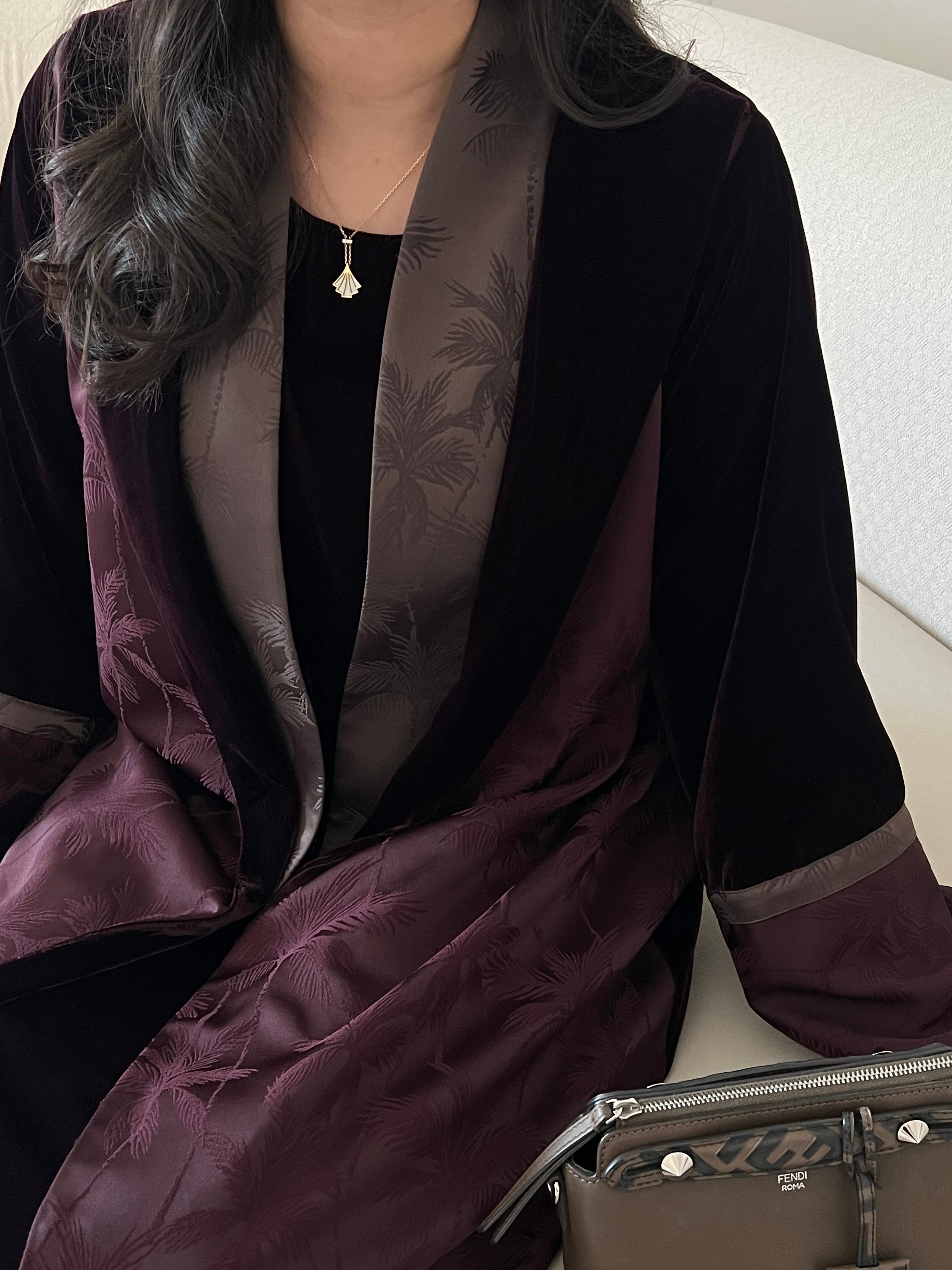 DN213 - VELVET PALM ABAYA