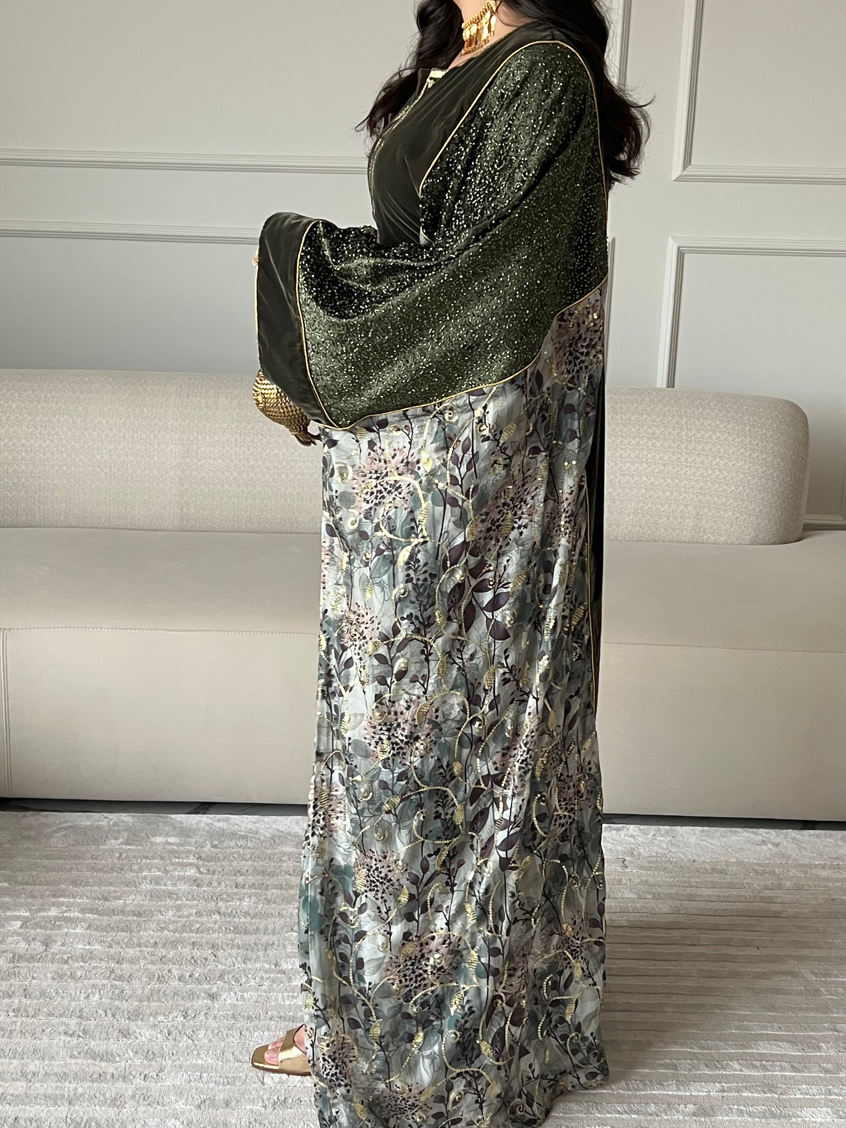 DN250 - VELVET EMBROIDERY