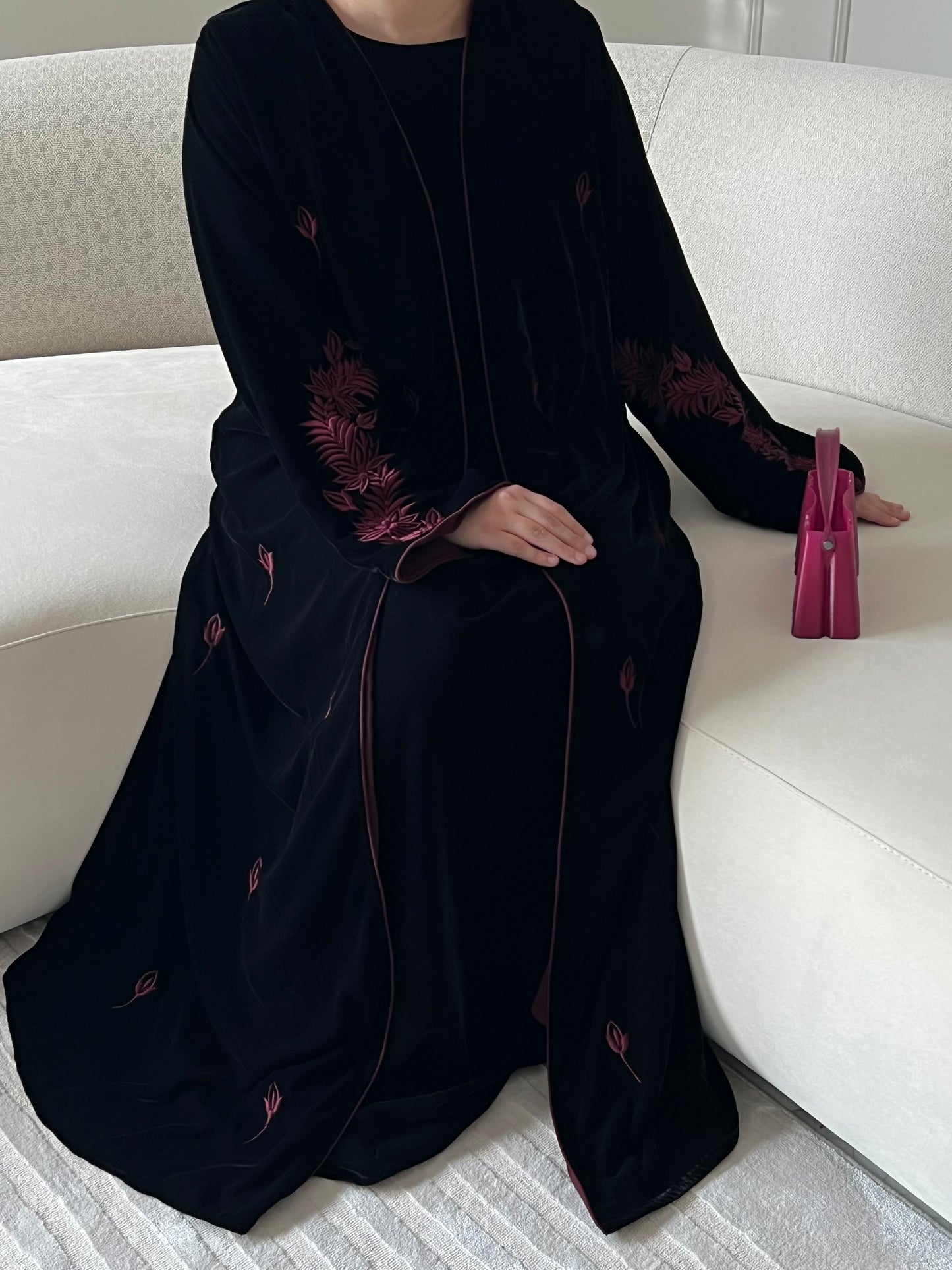 DN215 - VELVET EMBROIDERY