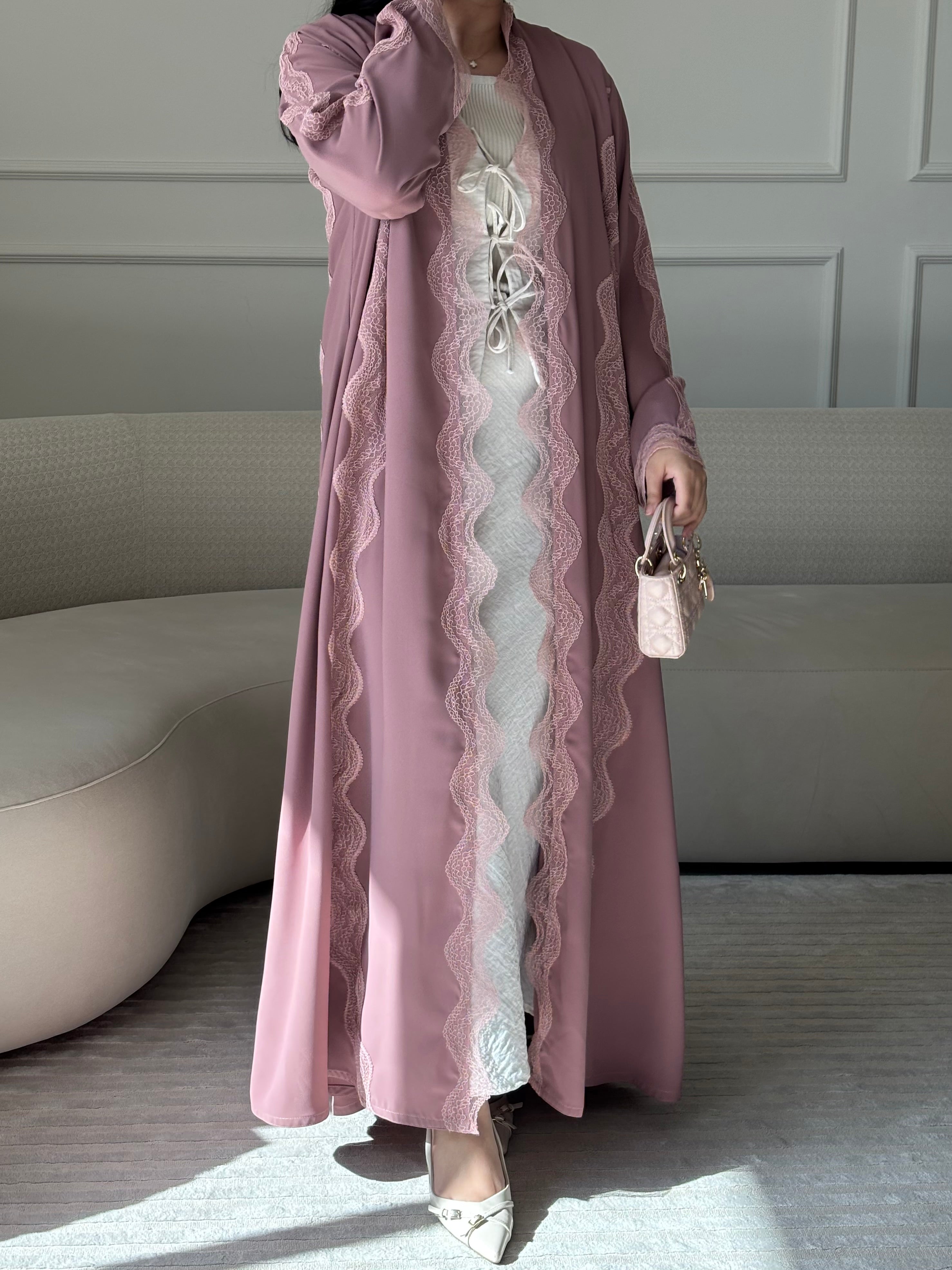 DN277 - LACE ABAYA