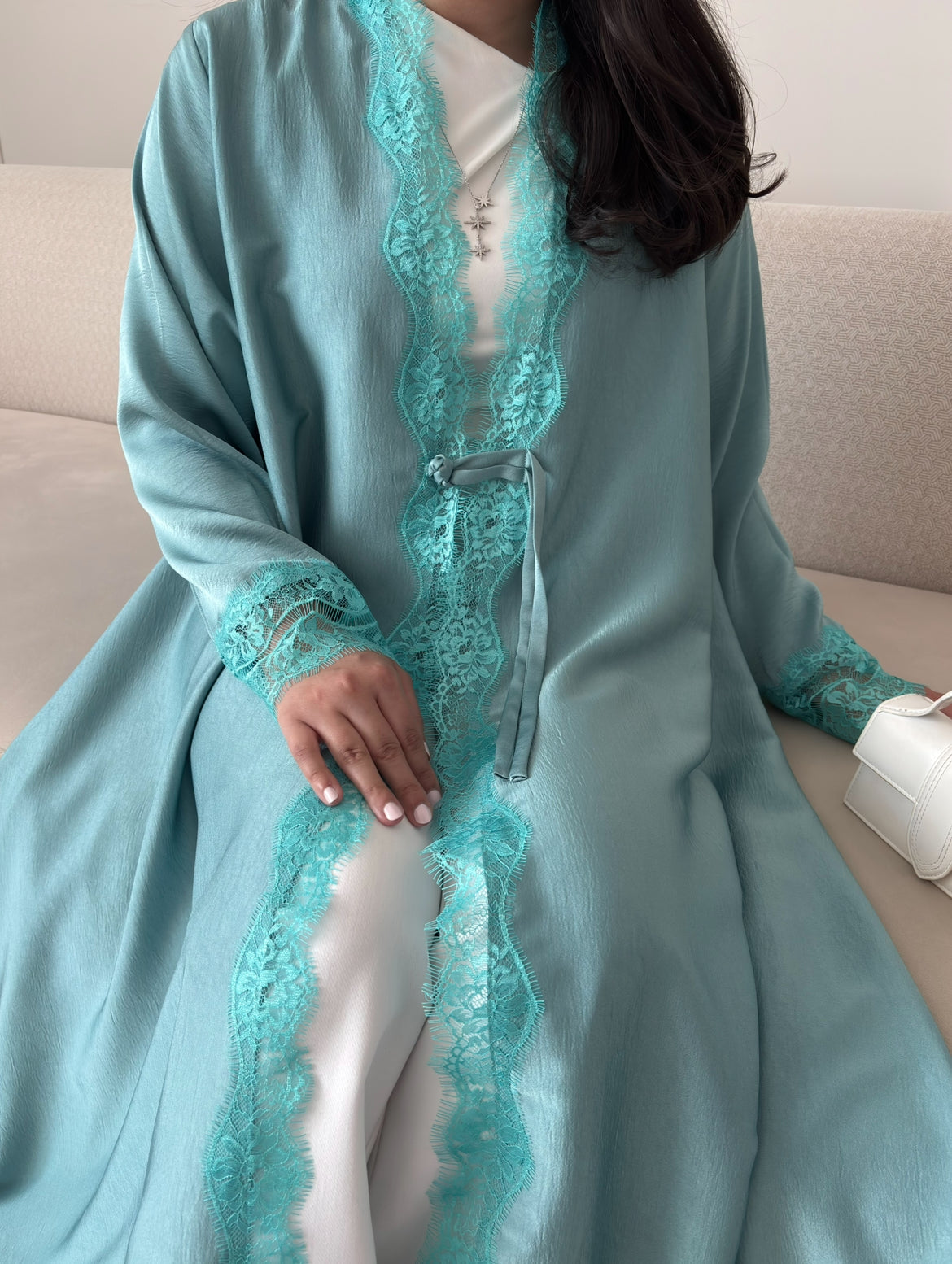 DN294 - LACE ABAYA